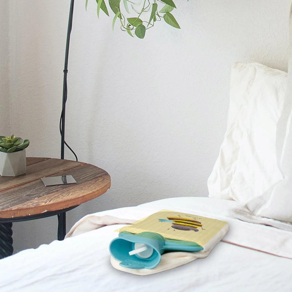 Hot water bottle bumblebee fluffy Wärmflasche mit Bezug, bettwärmflasche, heißwasserbeutel, Bettflaschen, Bettflasche, warmwasserbeutel, Wärmflaschen, heizflasche, Wärmflasche, wärmebeutel, heißwasserflasche, Wärmekissen, Wärmeflasche, warmwasserflasche, Wärmflaschen mit Bezug, Lustige Sprüche, Tiere, Tiermotive, Gute Laune, Biene, Hummel, Blume, Natur, Flauschig