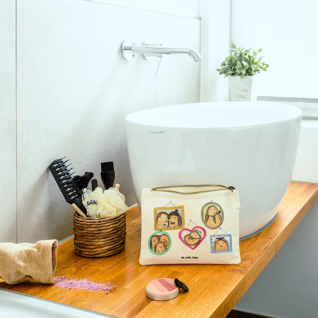 torebka na makijaż Rodzina jeży Kulturbeutel, Schminktäschchen, Kosmetikbeutel, Mäppchen, Waschbeutel, Schlampermäppchen, Schminktasche, pinsel tasche, Waschtasche, Schminkbeutel, Federmappe, Kosmetiktasche, Stiftemäppchen, Etui, beauty tasche, kosmetiktäschchen, aufbewahrungstasche, utensilientasche, toiletry bag, Kulturtasche, aufbewahrungsbeutel, pencil case, beauty case, Bruder, Papa, Opa, Schwester, Oma, Familie, Vatertag, Mama, Muttertag, Liebe, Zusammenhalt, Bilder, Glück, Igel