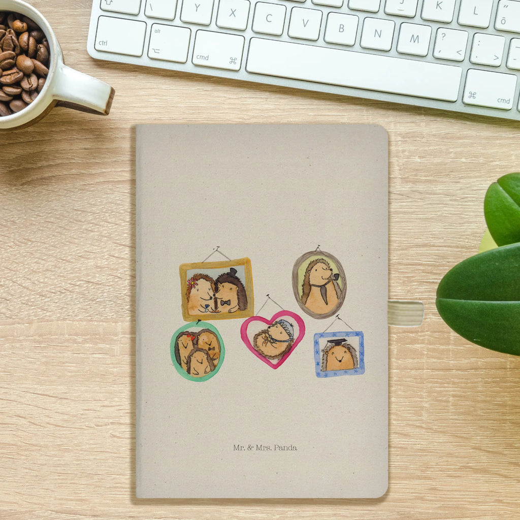 Cotton notebook Hedgehog family notizbuch, A5 Skizzenbuch, Schreibheft A5, Tagebuch, Schreibbuch, A5 Notizheft, din a5 kladde, Notizbuch DIN A5, din a5 buch, Notizheft, A5 Journal, Reisetagebuch, a5 kladde, Journal A5, hardcover journal, Skizzenbuch, Notizbuch A5 Hardcover, Notizbuch A5, a5 buch, din a5 notizbuch, Notizheft A5, Journal, Tagebuch A5, A5 Notizbuch, hardcover kladde, hardcover notizbuch, A5 Heft, Opa, Muttertag, Papa, Oma, Familie, Vatertag, Schwester, Bruder, Mama, Igel, Glück, Zusammenhalt, Liebe, Bilder