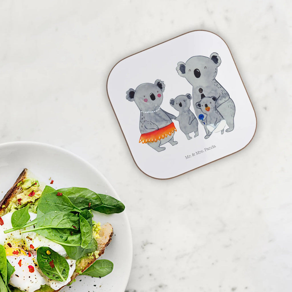 Square coaster Koala Family hartfaser untersetzer, Design Untersetzer, Tassen Untersetzer, Untersetzer Quadratisch, weinflaschenuntersetzer, deko untersetzer, Untersetzer, Coaster, gläseruntersetzer, Untersetzer für Gläser, weinuntersetzer, grill untersetzer, Untersetzer Glas, Baruntersetzer, Holzuntersetzer, Quadratischer Untersetzer, garten untersetzer, Tischuntersetzer, Tischschoner, eckiger untersetzer, Untersetzer Kaffee, bieruntersetzer, party untersetzer, hartfaseruntersetzer, Glasuntersetzer, esstisch untersetzer, Getränkeuntersetzer, Kaffeeuntersetzer, bar untersetzer, Becheruntersetzer, Teeuntersetzer, Flaschenuntersetzer, schutzuntersetzer, Tassenuntersetzer, Untersetzer Tasse, Untersetzer Tee, Untersetzer Gläser, weinglasuntersetzer, unterleger, Muttertag, Vatertag, Mama, Papa, Oma, Opa, Familie, Schwester, Bruder, Family, Koala, Geschwister, Kinder, Koalas, Familienleben