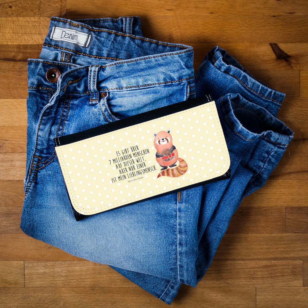 Damen Portemonnaie Roter Panda Portemonnaie Mit Kartenfächern Damen, Geldbörse Aus Kunstleder Damen, Portemonnaie für Damen, Etui Geldbörse Damen, Damen Geldbörse, Mini Geldbörse Damen, Geldbörse Mit Clipverschluss Damen, Hochwertiges Portemonnaie Damen, Damengeldbörse, Leder Portemonnaie Damen, Münzgeldbörse Damen, Damen Geldtasche, Kartenetui Damen, Slim Portemonnaie Damen, Portmonee Damen, Damen Geldbeutel, Kartenhalter Damen, Portmonnaie Damen, Frauen Brieftasche, Reißverschluss Portemonnaie Damen, Geldbörse Mit Druckverschluss Damen, Portemonnaie Mit Reißverschluss Damen, Damengeldbeutel, Clutch Portemonnaie Damen, Geldbörse Aus Stoff Damen, Damen Portemonnaie, Designer Portemonnaie Damen, Brieftasche Damen, Portemonnaie Mit Münzfach Damen, Münzbörse Damen, Geldbörse Mit Fach Damen, XXL Portemonnaie Damen, Geldbörse Mit Zipper Damen, Veganes Portemonnaie Damen, RFID Portemonnaie Damen, Geldbörse Aus Leder Damen, Frauen Geldbörse, Geldbörse Mit Handgelenksschlaufe Damen, Tiere, Tiermotive, Gute Laune, Lustige Sprüche, Herz, Liebe, Lieblingsmensch, Liebling, Rot, Panda