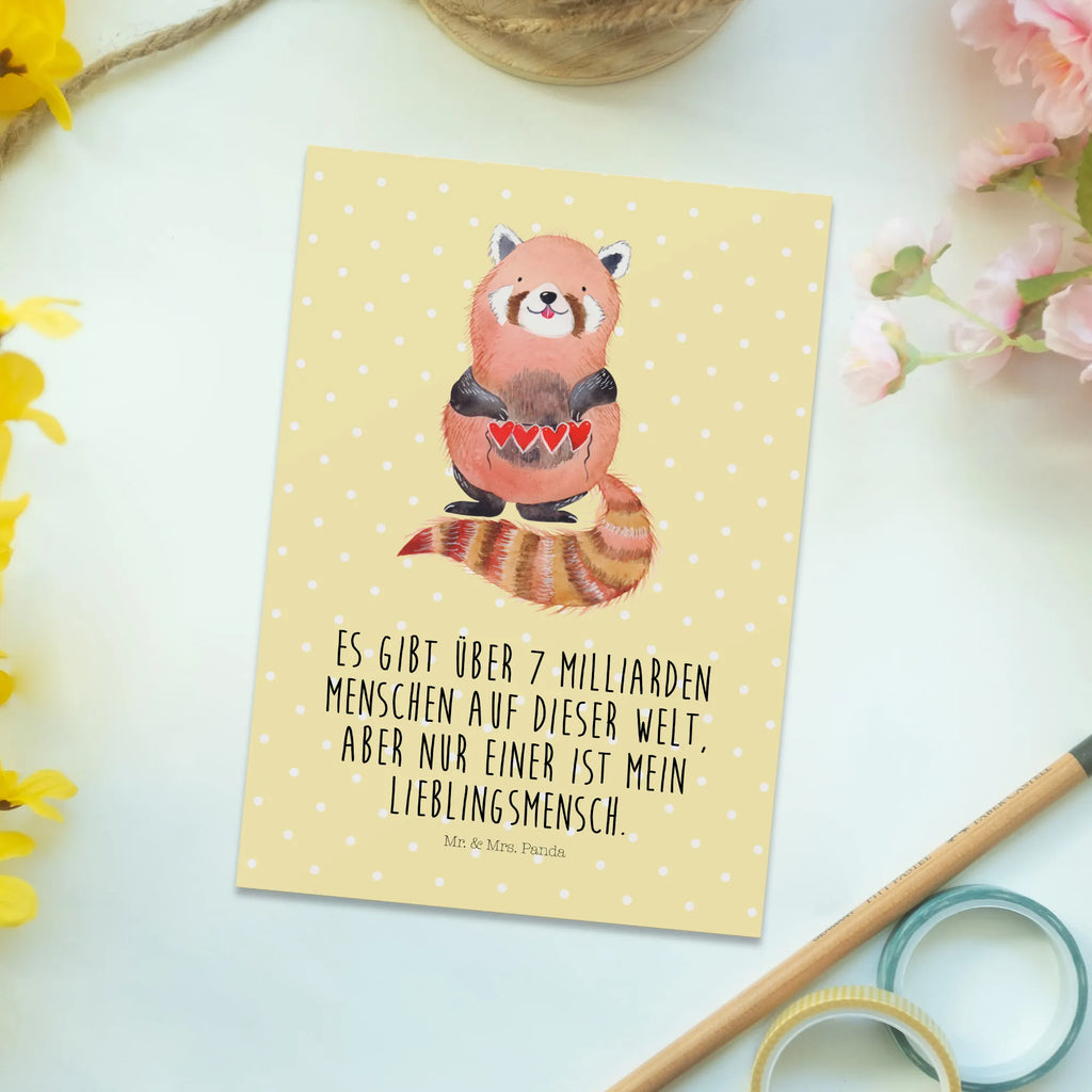 Postcard red panda Ansichtskarten, Karte, Einladung Geburtstag, Postkarte, Grußkarte, Einladungskarten Geburtstag, Geschenkkarte, Ansichtskarte, Einladung, Dankeskarte, Einladungskarte, Geburtstagskarte, Tiermotive, Gute Laune, lustige Sprüche, Tiere, Panda, Rot, Liebe, Liebling, Lieblingsmensch, Herz