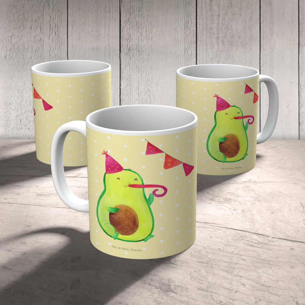 Tasse Avocado Birthday Tasse mit Motiven, Kaffeetasse, Teetasse, Bürotasse, Keramiktasse, Tasse mit Zitaten, Tasse, Geschenktasse, Porzellantasse, Avocado, Veggie, Vegan, Gesund