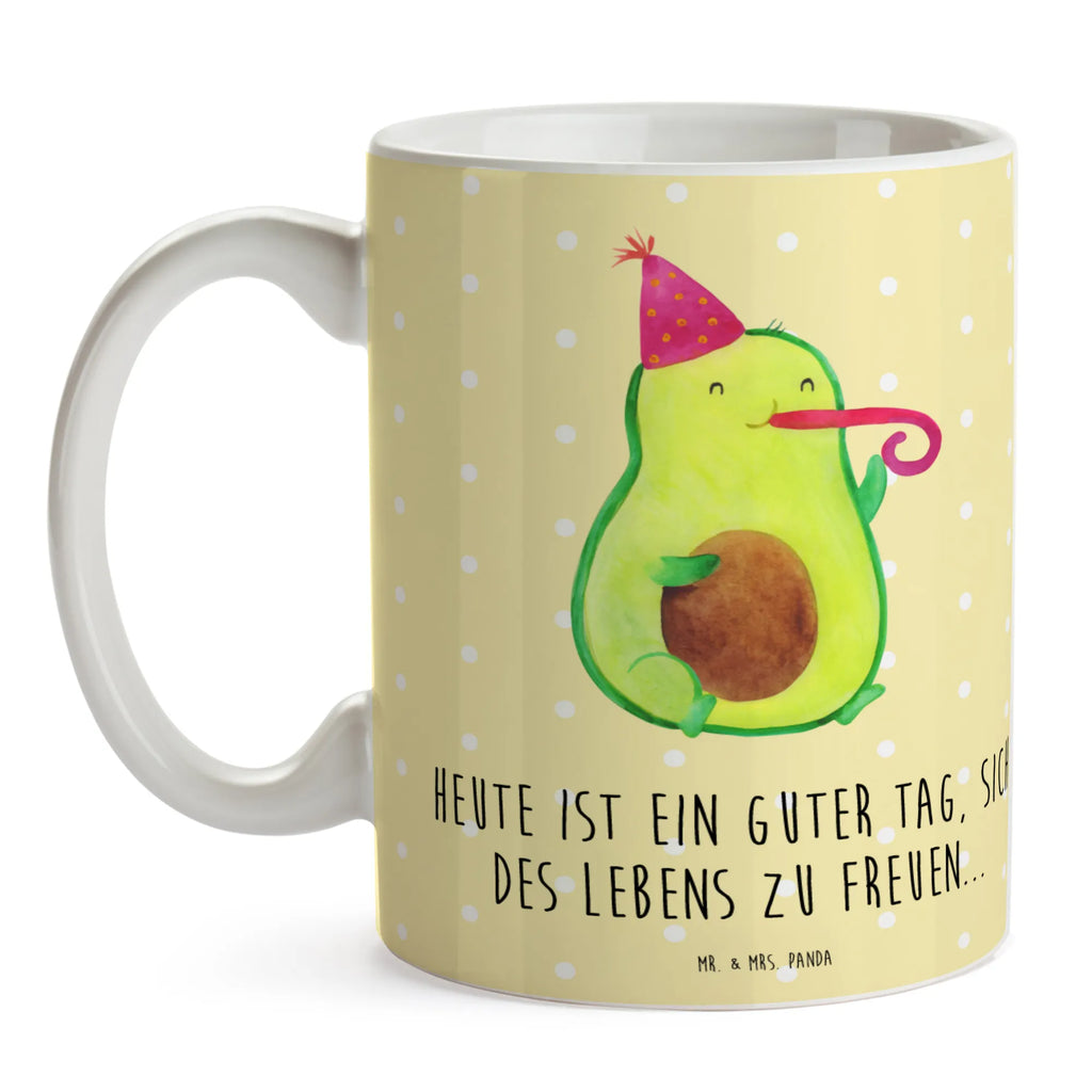 Mug avocado Celebration Sprüchetasse, statement tasse, Kaffeetasse, Tasse mit Spruch, Henkelbecher, Bedruckte Tasse, Geschenktasse, Keramiktasse, milchkaffeetasse, Pott, kaffeebecher bedruckt, Teetasse, hochwertige tasse, Henkeltasse, kaffeetasse bedruckt, kaffeebecher keramik, haferl, Tasse, Keramikbecher, Motivtasse, Frühstückstasse, heißgetränkebecher, tasse für büro, Frühstücksbecher, Bürotasse, Trinkbecher, tasse für kaffee, design tasse, Teebecher, kaffeetasse keramik, Tasse mit Motiv, Teepott, Designtasse, Becher, Kaffeepott, Coffee Mug, schöne tasse, Trinktasse, Bürobecher, Kaffeebecher, Mug, Dekotasse, Kakaotasse, Avocado, Gesund, Vegan, Veggie, Geburtstag, Feierlichkeit, Tröte, Gute Laune, Fete, Feier, Party