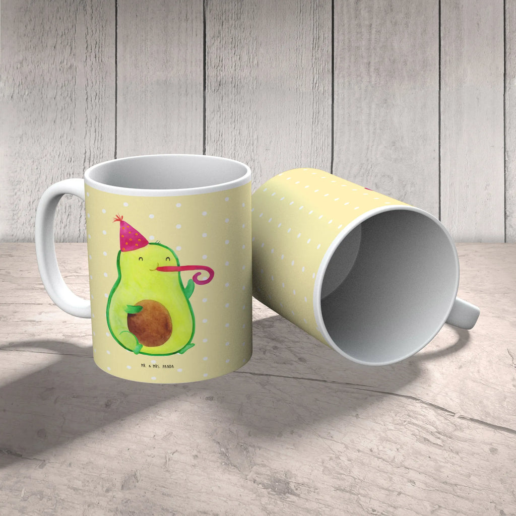 Kindertasse Avocado Partyhupe Kindertasse Mit Cartoonmotiv, Kinderbecher Mit Deckel, Kindertasse, Kinderbecher, Kindertasse Auslaufsicher, Tasse Für Schulanfänger, Kindertasse Mit Tiermotiv, Tasse Für Kleinkinder, Nachhaltige Kindertasse, Kinderbecher Für Kleinkinder, Kinderbecher Aus Edelstahl, Kindertasse Für Vorschüler, Kinderbecher Unzerbrechlich, Kindertasse Mikrowellengeeignet, Tasse Für Kinder, Trinklernbecher Personalisiert, Kindertasse Aus Silikon, Trinklern-Tasse, Kindertasse Mit Griffen, Design Kindertasse, Kinder-Porzellantasse Mit Motiv, Trinklernbecher Aus Kunststoff, Kindertasse BPA-Frei, Kinder-Keramiktasse, Kindertasse Ökologisch, Kinder-Porzellantasse, Kindertasse Bruchsicher, Kinderbecher Mit Spruch, Trinklernbecher, Tasse Mit Henkel Für Kinder, Kindertasse Für Baby, Kindertasse Handgemacht, Kindertasse Mit Strohhalm, Kinder-Thermobecher, Trinklernbecher Mit Deckel, Kindertasse Bunt, Kindertasse Spülmaschinenfest, Avocado, Veggie, Vegan, Gesund, Gute Laune, Tröte, Feier, Feierlichkeit, Party, Geburtstag, Fete