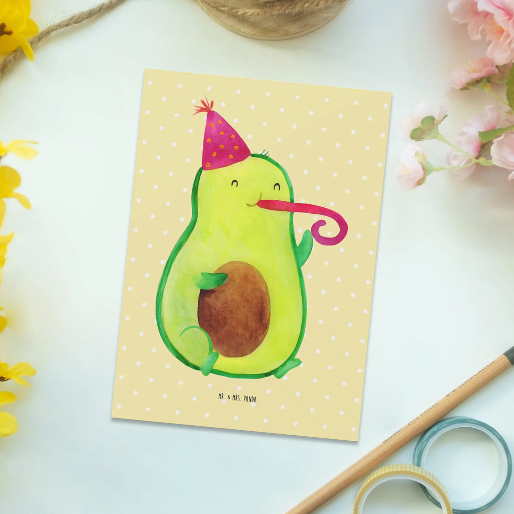 Postcard avocado Celebration Einladungskarten Geburtstag, Karte, Einladungskarte, Ansichtskarte, Einladung Geburtstag, Geburtstagskarte, Ansichtskarten, Postkarte, Einladung, Geschenkkarte, Dankeskarte, Grußkarte, Avocado, Veggie, Vegan, Gesund, Fete, Gute Laune, Feier, Tröte, Party, Geburtstag, Feierlichkeit