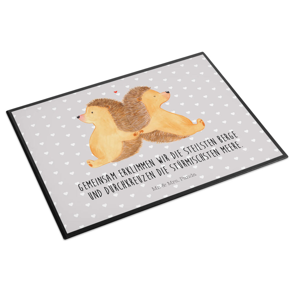 Desk pad Hedgehogs holding hands arbeitsunterlage, tischpads, schreibtischunterlage, tischauflage, tischpad, tischauflagen, Schreibtisch Unterlagen, tischmatte, arbeitsmatte, schreibtischunterlagen, schreibtischauflagen, schreibauflage, pultunterlage, Schreibtisch Matte, schreibtischmatte, Schreibunterlage, schreibauflagen, tischmatten, Schreibtischauflage, schreibmatte, Tischunterlage, Verlobung, Freund, Partner, Heiratsantrag, Freundin, Liebesgeschenk, Ehemann, Hocheitstag, Ehefrau, Heiraten, Jahrestag, Liebe, Hochzeit, Love, Igelliebe, Liebesbotschaft, Liebesbeweis, Hand in Hand, Igel, Große Liebe, Gemeinsamkeit, Lieblingsmensch, Geschenk für Zwei