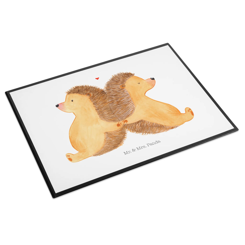 Desk pad Hedgehogs holding hands arbeitsunterlage, tischpads, schreibtischunterlage, tischauflage, tischpad, tischauflagen, Schreibtisch Unterlagen, tischmatte, arbeitsmatte, schreibtischunterlagen, schreibtischauflagen, schreibauflage, pultunterlage, Schreibtisch Matte, schreibtischmatte, Schreibunterlage, schreibauflagen, tischmatten, Schreibtischauflage, schreibmatte, Tischunterlage, Verlobung, Freund, Partner, Heiratsantrag, Freundin, Liebesgeschenk, Ehemann, Hocheitstag, Ehefrau, Heiraten, Jahrestag, Liebe, Hochzeit, Love, Igelliebe, Liebesbotschaft, Liebesbeweis, Hand in Hand, Igel, Große Liebe, Gemeinsamkeit, Lieblingsmensch, Geschenk für Zwei
