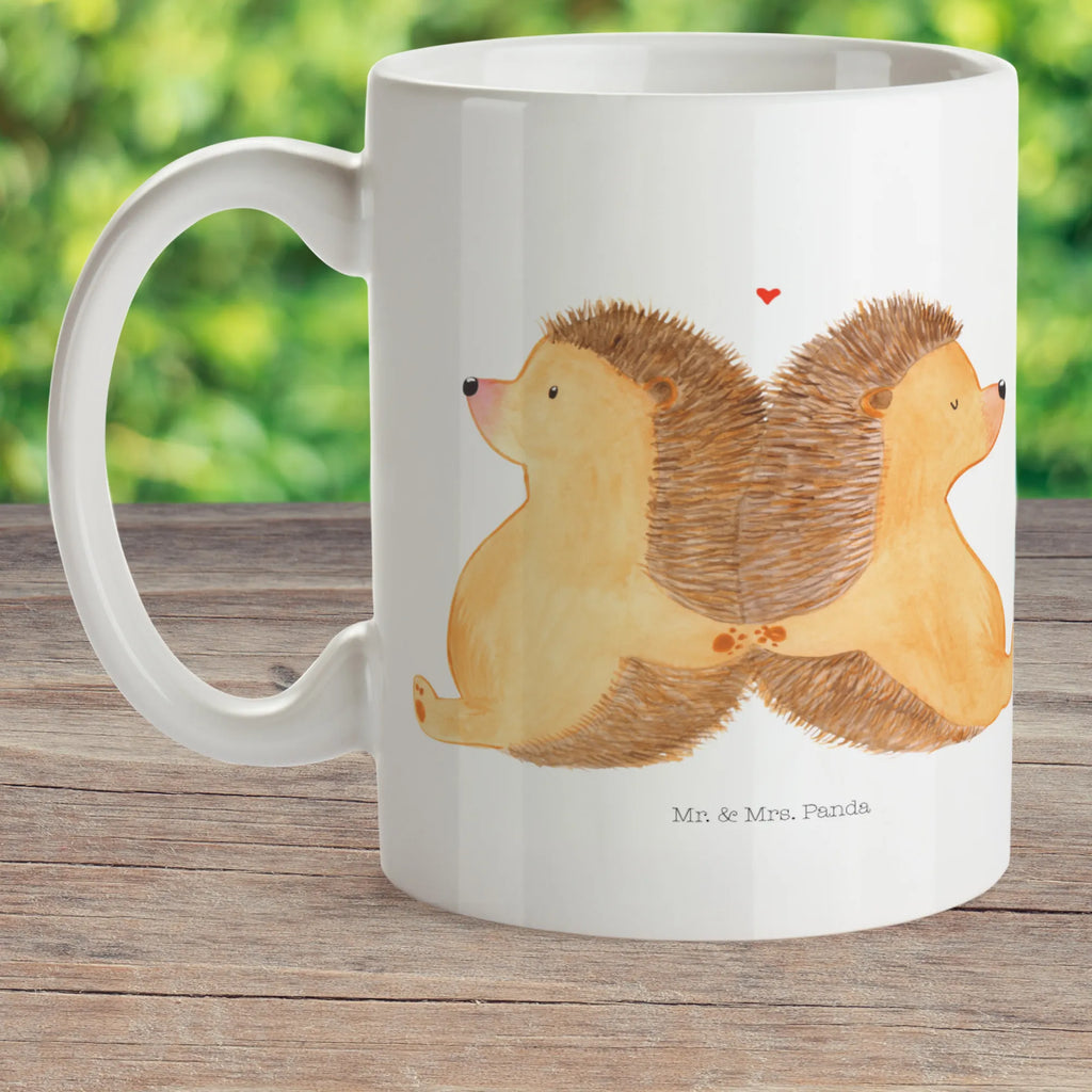 Kindertasse Igel händchenhaltend Design Kindertasse, Kindertasse Mit Tiermotiv, Nachhaltige Kindertasse, Kindertasse Spülmaschinenfest, Tasse Für Kinder, Kinderbecher Mit Spruch, Kindertasse Auslaufsicher, Kinder-Thermobecher, Kinder-Porzellantasse Mit Motiv, Kindertasse Mit Strohhalm, Kinderbecher Für Kleinkinder, Kindertasse Mikrowellengeeignet, Kinderbecher Unzerbrechlich, Trinklernbecher Personalisiert, Trinklern-Tasse, Kindertasse Für Vorschüler, Kinder-Porzellantasse, Kindertasse Für Baby, Kindertasse Mit Griffen, Trinklernbecher Aus Kunststoff, Kinderbecher Aus Edelstahl, Kindertasse Ökologisch, Kindertasse Bunt, Kindertasse BPA-Frei, Kinderbecher, Tasse Für Kleinkinder, Trinklernbecher, Kindertasse Mit Cartoonmotiv, Kinderbecher Mit Deckel, Kindergeburtstag, Kindertasse, Kindertasse Handgemacht, Kindertasse Bruchsicher, Kindertasse Aus Silikon, Tasse Mit Henkel Für Kinder, Kinder-Keramiktasse, Trinklernbecher Mit Deckel, Tasse Für Schulanfänger, Verlobung, Freund, Partner, Heiratsantrag, Freundin, Liebesgeschenk, Ehemann, Hocheitstag, Ehefrau, Heiraten, Jahrestag, Liebe, Hand in Hand, Große Liebe, Liebesbotschaft, Geschenk für Zwei, Love, Hochzeit, Igelliebe, Gemeinsamkeit, Lieblingsmensch, Liebesbeweis, Igel