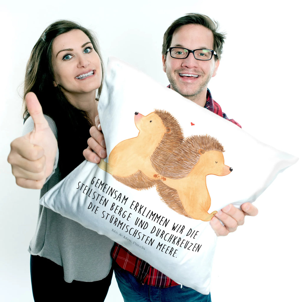 Cushion Hedgehogs holding hands Dekokissen, Sofakissen, sitzkissen, Kissenbezüge, Zierkissen, sofakissen, Dekokissen Sofa, Kissen, Sofakissen 40x40, Kissenhülle 40x40, Kissen 40x40, Couchkissen, Kopfkissen 40x40, Motivkissen, Kissen 40x40 Waschbar, Kissenhülle, Kopfkissen, Kissenbezug 40x40, Dekokissen 40x40, Liebe, Partner, Freund, Freundin, Ehemann, Ehefrau, Heiraten, Verlobung, Heiratsantrag, Liebesgeschenk, Jahrestag, Hocheitstag, Geschenk für zwei, Liebesbeweis, Hand in Hand, Igelliebe, Liebesbotschaft, Igel, Love, große Liebe, Gemeinsamkeit, Hochzeit, Lieblingsmensch