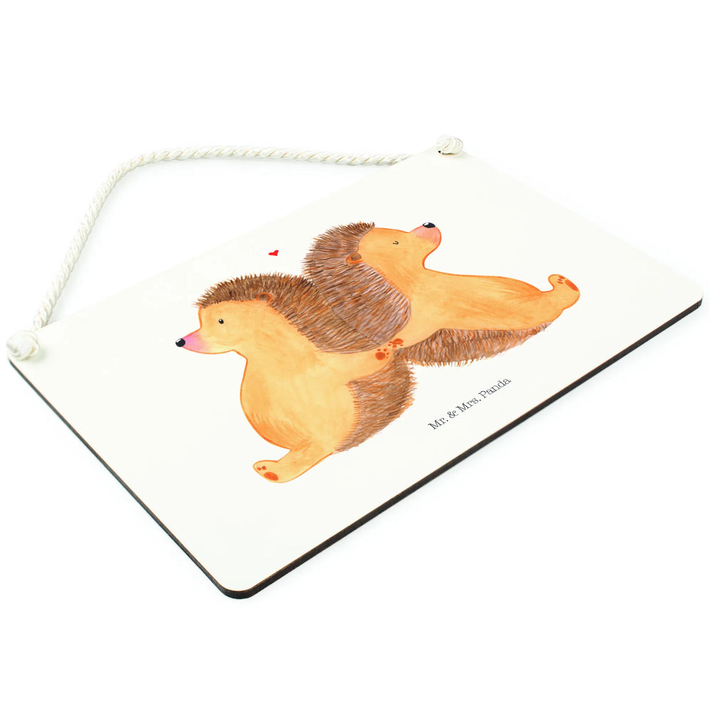 Decorative sign Hedgehogs holding hands Motivschild, dekoration schild, holzbild, Küchenschild, hängeschild, wandtafel, Türschild Familie, sprüche schild, Schild mit Spruch, Dekoschild, Holzschild, Türschild, Holztafel, dekotafel, Deko Wandtafel, wandhänger, Badschild, dekoschilder, Deko Schild, Schild, Wandschild, Spruchschild, Freund, Liebe, Heiraten, Jahrestag, Heiratsantrag, Liebesgeschenk, Hocheitstag, Verlobung, Partner, Freundin, Ehemann, Ehefrau, Hochzeit, Geschenk für Zwei, Lieblingsmensch, Große Liebe, Love, Liebesbeweis, Liebesbotschaft, Hand in Hand, Gemeinsamkeit, Igel, Igelliebe