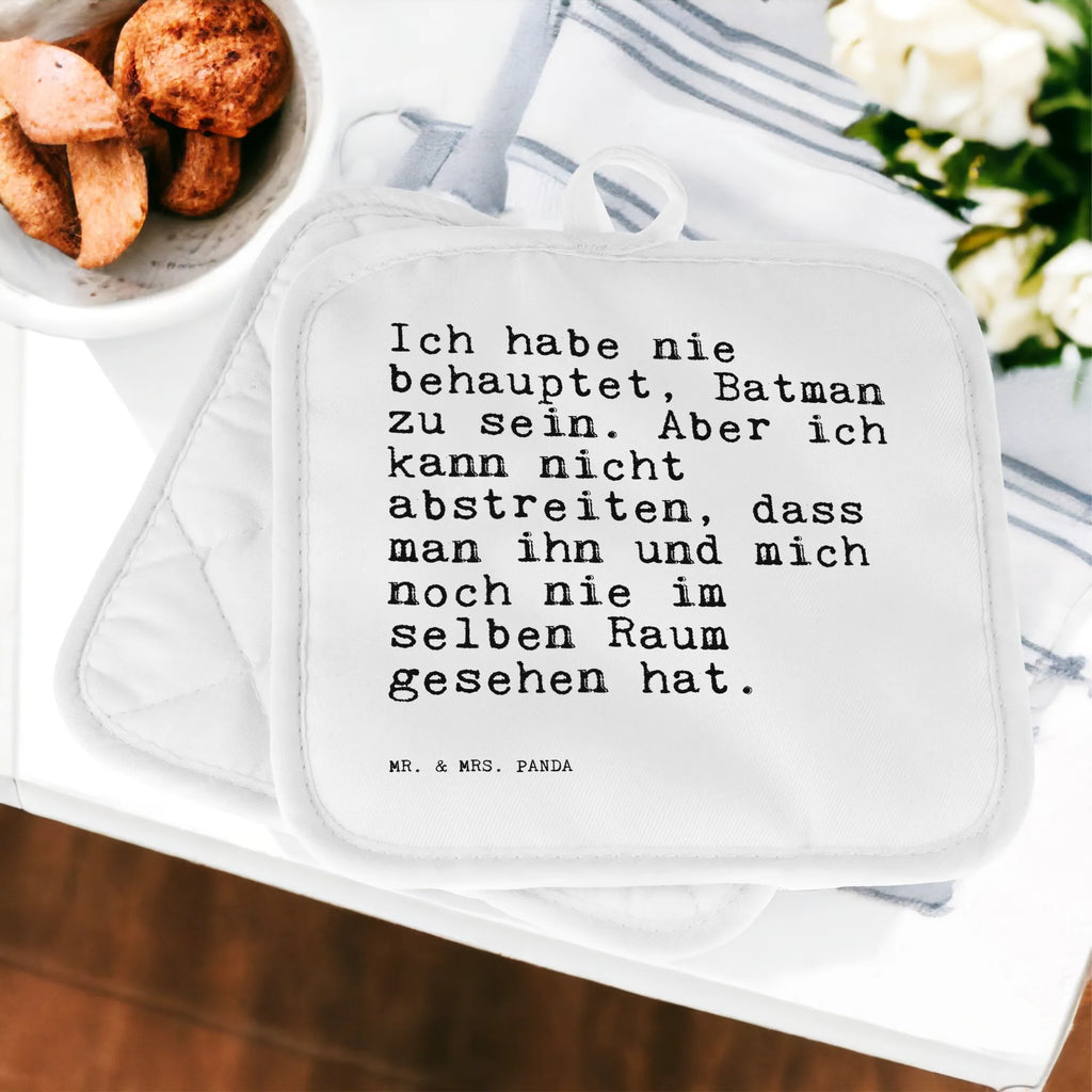 2er Set Topflappen  Sprüche und Zitate Ich habe nie behauptet, Batman zu sein. Aber ich kann nicht abstreiten, dass man ihn und mich noch nie im selben Raum gesehen hat. Schöne Topflappen, Topflappen lustig, Ofenhandschuh, Topflappenset, Topfuntersetzer, Topflappen mit Spruch, Topflappen 2er Set, Topflappen Set, Topfhandschuh, Topflappen, Ofenhandschuhe, Topfhandschuhe, Spruch, Sprüche, lustige Sprüche, Weisheiten, Zitate, Spruch Geschenke, Spruch Sprüche Weisheiten Zitate Lustig Weisheit Worte