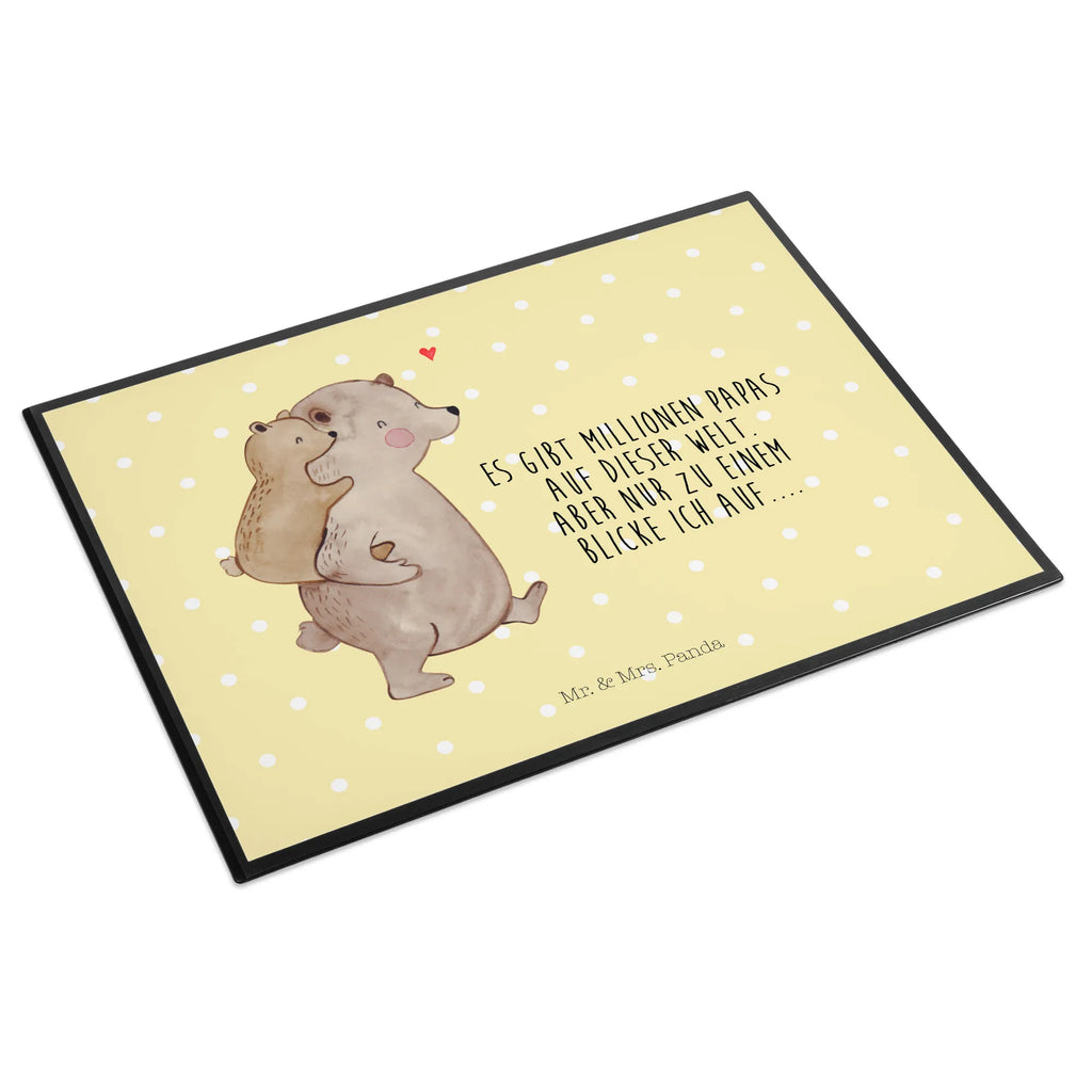 Schreibtischunterlage Papa Bär Tischunterlage, schreibtischunterlage, schreibauflage, tischauflagen, schreibtischmatte, arbeitsunterlage, schreibtischauflagen, Schreibtischauflage, Schreibunterlage, Schreibtisch Matte, tischmatte, tischmatten, tischauflage, schreibmatte, tischpad, Schreibtisch Unterlagen, arbeitsmatte, tischpads, schreibauflagen, pultunterlage, schreibtischunterlagen, Oma, Opa, Muttertag, Familie, Schwester, Bruder, Vatertag, Mama, Papa, Geburtstag, Geschenk, Papi, Vater, Vati, Onkel
