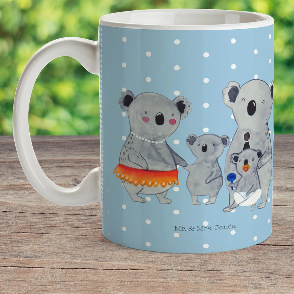 Kindertasse Koala Familie Kindertasse Für Baby, Kinderbecher Für Kleinkinder, Design Kindertasse, Trinklern-Tasse, Kindertasse, Tasse Mit Henkel Für Kinder, Trinklernbecher Aus Kunststoff, Trinklernbecher Personalisiert, Kinder-Keramiktasse, Kindertasse Mit Cartoonmotiv, Kindertasse Für Vorschüler, Kindertasse Bruchsicher, Kindertasse Mit Strohhalm, Kindertasse Mit Griffen, Kindertasse Spülmaschinenfest, Kindertasse Aus Silikon, Kinder-Thermobecher, Kindertasse Mikrowellengeeignet, Kindertasse BPA-Frei, Kinder-Porzellantasse Mit Motiv, Kinderbecher, Kinderbecher Unzerbrechlich, Tasse Für Kleinkinder, Kindertasse Ökologisch, Kinder-Porzellantasse, Kindertasse Bunt, Trinklernbecher Mit Deckel, Kinderbecher Mit Deckel, Kindergeburtstag, Tasse Für Kinder, Nachhaltige Kindertasse, Tasse Für Schulanfänger, Kindertasse Handgemacht, Kinderbecher Mit Spruch, Kindertasse Mit Tiermotiv, Kindertasse Auslaufsicher, Kinderbecher Aus Edelstahl, Trinklernbecher, Oma, Opa, Muttertag, Familie, Schwester, Bruder, Vatertag, Mama, Papa, Familienleben, Koala, Geschwister, Kinder, Koalas, Family