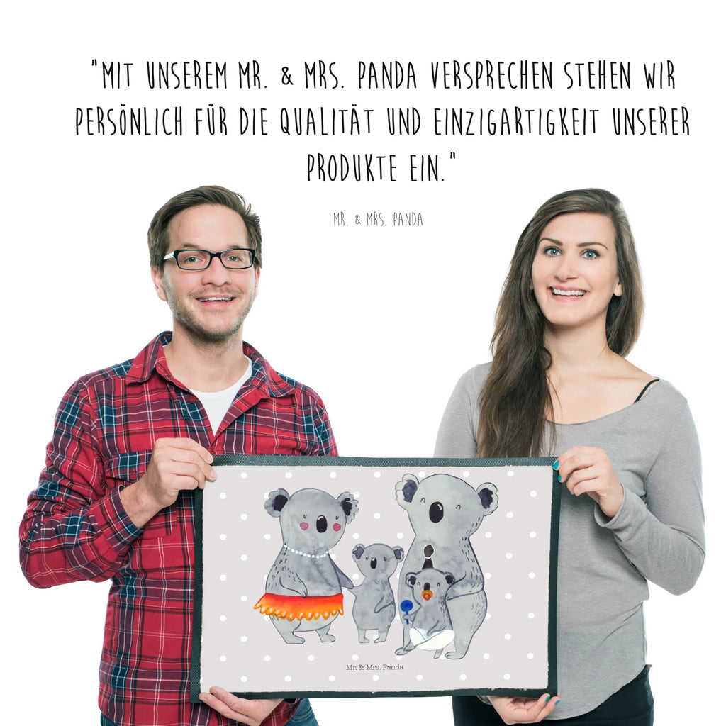Fußmatte Koala Familie Fußabstreifer, Fußmatte außen wetterfest, Türmatte, Schmutzfangteppich, Fußabtreter, Türvorleger, Fussmatten online, Matte, Motivfußmatte, Sauberlaufmatte, Schmutzmatte, Gummimatte, Fußmatte innen, Fußabstreifer außen, Gummi Matte, Fussmatten, Schmutzfangmatte, Schmutzfänger, Fußmatte outdoor, Eingangsteppich, Haustürmatte, Fußmatte waschbar, Fußabtreter außen, Vorleger, Fußmatten, Fußmatte außen, Schmutzfangmatte waschbar, Familie, Vatertag, Muttertag, Bruder, Schwester, Mama, Papa, Oma, Opa, Koala, Geschwister, Familienleben, Family, Kinder, Koalas