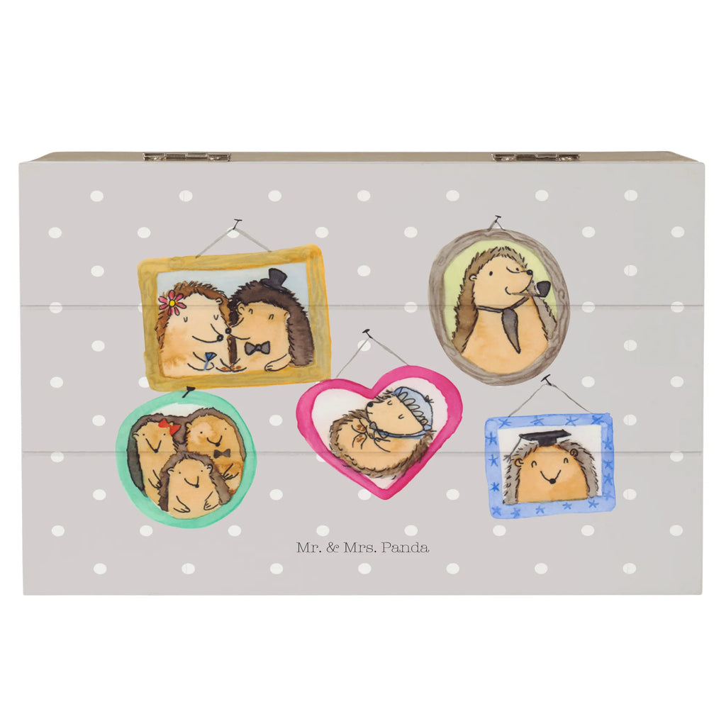 Wooden chest Hedgehog family XXL, Kiste, Erinnerungsbox, Schatulle, Holzkiste, Geschenkbox, Schatzkiste, Dekokiste, Aufbewahrungsbox, Truhe, Geschenkdose, Erinnerungskiste, Familie, Vatertag, Muttertag, Bruder, Schwester, Mama, Papa, Oma, Opa, Zusammenhalt, Bilder, Liebe, Igel, Glück