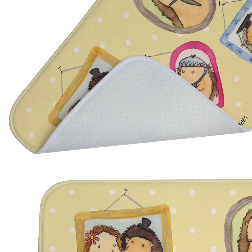 Bath mat Hedgehog family badezimmermatten, duschmatten, Badteppich, fußmatte bad, Duschvorleger, badmatten, Badläufer, Badvorleger, Teppich Fürs Bad, duschmatte, badezimmerteppiche, wannenvorleger, Bad Fußmatte, teppich für bad, rutschfeste matte, badezimmer läufer, badezimmermatte, bad läufer, Badematte, badezimmervorleger, Badezimmer Matte, Badezimmerteppich, Oma, Opa, Muttertag, Mama, Papa, Familie, Schwester, Bruder, Vatertag, Bilder, Igel, Glück, Liebe, Zusammenhalt