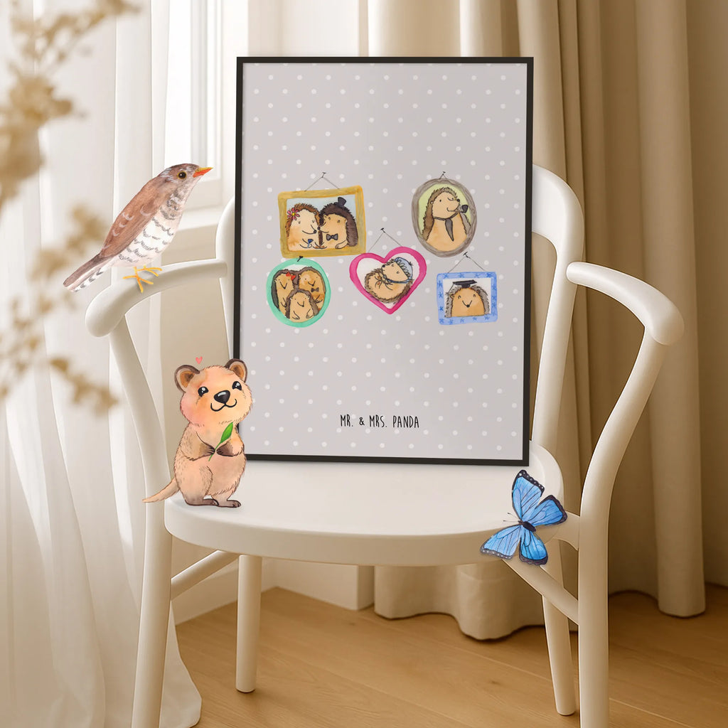 Poster Igel Familie Designposter, Wanddekoration, Bild für Wand, drucke, wanddeko, Deko Bild, Poster, kunst für die wand, Kunstdruck, Mr. & Mrs. Panda Poster, Posterdruck, Wandschmuck, Bild, Wandbild, wandkunst, kunstdruck poster, Plakat, Wandposter, kunstposter, wanddruck, grafikposter, Wanddeko Bild, Bruder, Schwester, Familie, Opa, Oma, Papa, Mama, Vatertag, Muttertag, Liebe, Zusammenhalt, Igel, Glück, Bilder