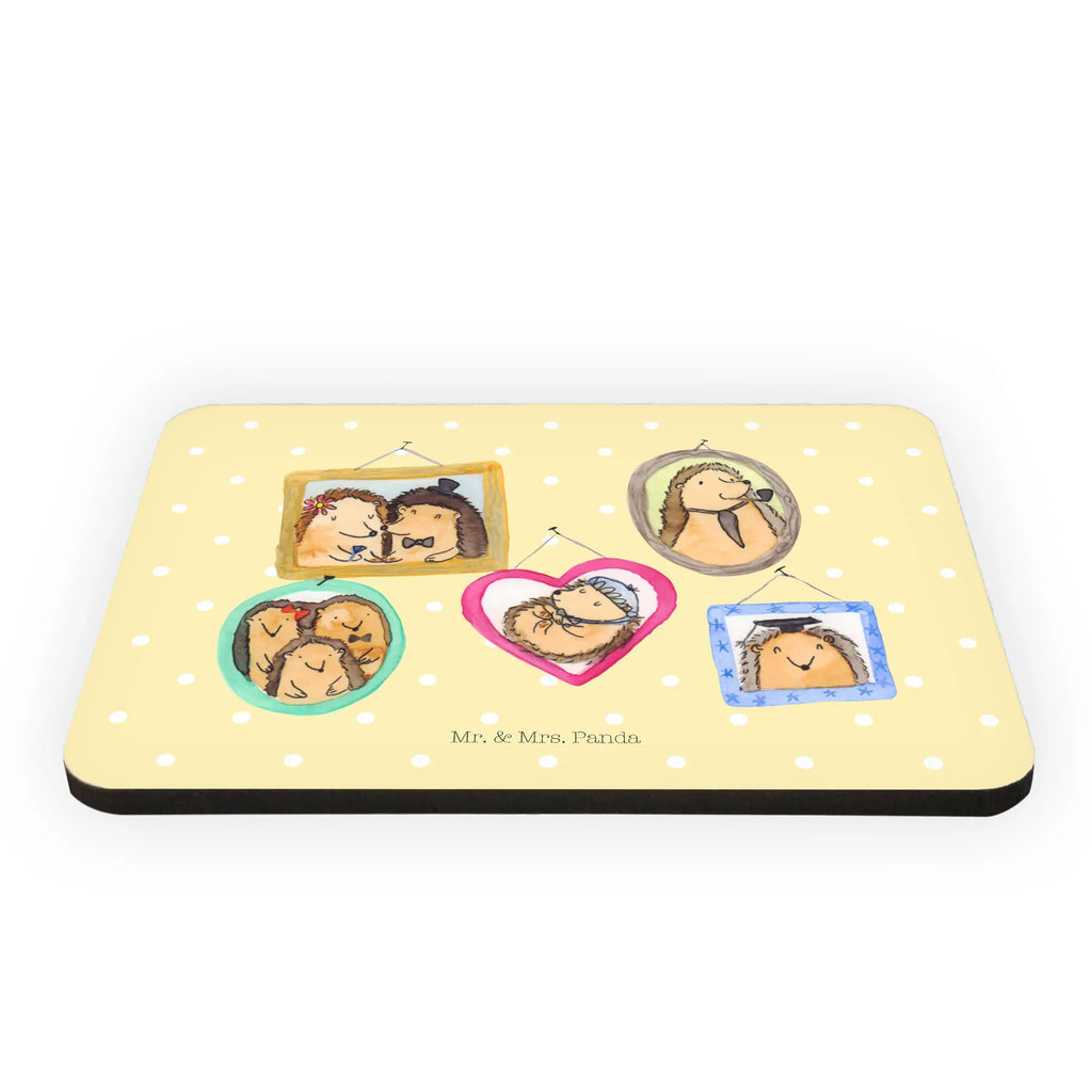 Magnet Hedgehog family memomagnet, holz kühlschrankmagnet, notizmagnet, büromagnet, Fridge Magnet, wandmagnet, designmagnet, Kühlschrankmagnet, whiteboardmagnet, küchenmagnet, einkaufszettelmagnet, rechteckmagnet, bildmagnet, Dekomagnet, holz whiteboardmagnet, zettelhalter, magnet, tafelmagnet, spruchmagnet, mdf magnet, holzmagnet, Notizhalter, haftmagnet, Pinnwandmagnet, Schwester, Papa, Oma, Muttertag, Opa, Familie, Bruder, Vatertag, Mama, Liebe, Zusammenhalt, Igel, Bilder, Glück