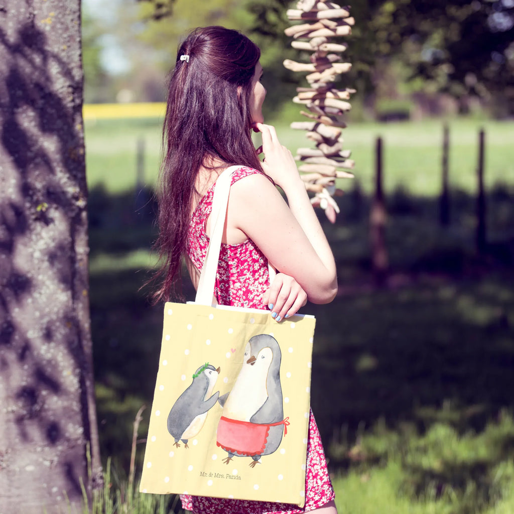Shopping bag Penguin with child Tragetasche Mit Motiv, Baumwolltaschen, Tragetasche Modern, Jutetaschen, Tragetasche Geschenkidee, Beutel Tasche, Leinentasche, Tragetasche Für Alltag, Einkaufstasche, Stofftasche, Tragetasche Kinder, Tragetasche Mit Henkel, Tragetasche Waschbar, Tragetasche Design, Faltbare Tragetasche, Baumwolltasche, Tragetasche Handgemacht, Tragetasche Zum Umhängen, Tragetasche Ohne Plastik, Tragetasche, Tragetasche Mit Spruch, Tragetasche Für Einkäufe, Tragetasche Nachhaltig, Tragetasche Bedruckt, Leinentaschen, Tragetasche Robust, Große Tragetasche, Tragetasche Blanko, Tragetasche Herren, Tragetasche Für Schule, Jutetasche, Tragetasche Vintage, Tragetasche Wiederverwendbar, Tragetasche Für Bücher, Stofftaschen, Tragetasche Umweltfreundlich, Tragetaschen, Bunte Tragetasche, Kleine Tragetasche, Tragetasche Für Büro, Tragetasche Damen, Einkaufstaschen, Lustige Tragetasche, Familie, Vatertag, Muttertag, Bruder, Schwester, Mama, Papa, Oma, Opa, Geburststag, Mami, Mutti, Geschenk, Mutter