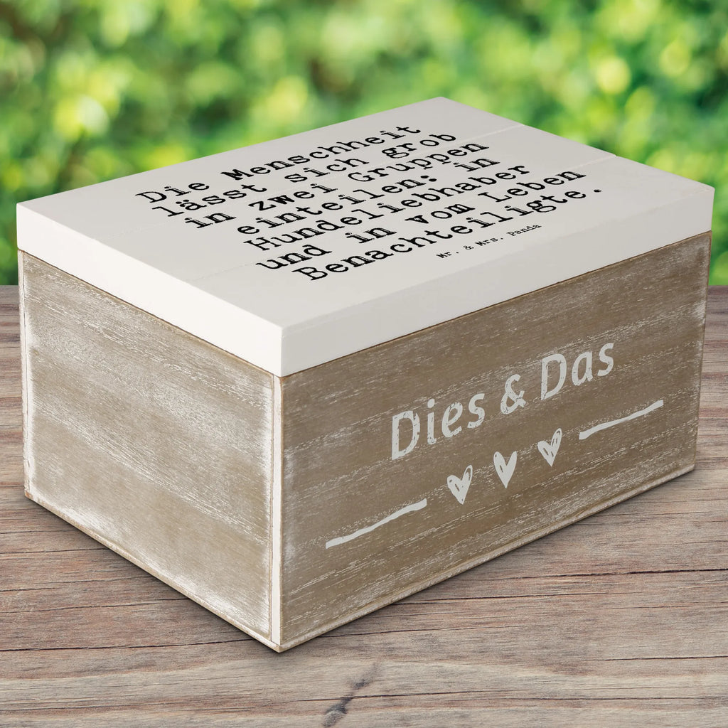 Wooden chest Die Menschheit lässt sich... XXL, Erinnerungsbox, Truhe, Aufbewahrungsbox, Geschenkdose, Erinnerungskiste, Kiste, Holzkiste, Dekokiste, Geschenkbox, Schatulle, Schatzkiste, Spruch, Sprüche, lustige Sprüche, Weisheiten, Zitate, Spruch Geschenke, Spruch Sprüche Weisheiten Zitate Lustig Weisheit Worte