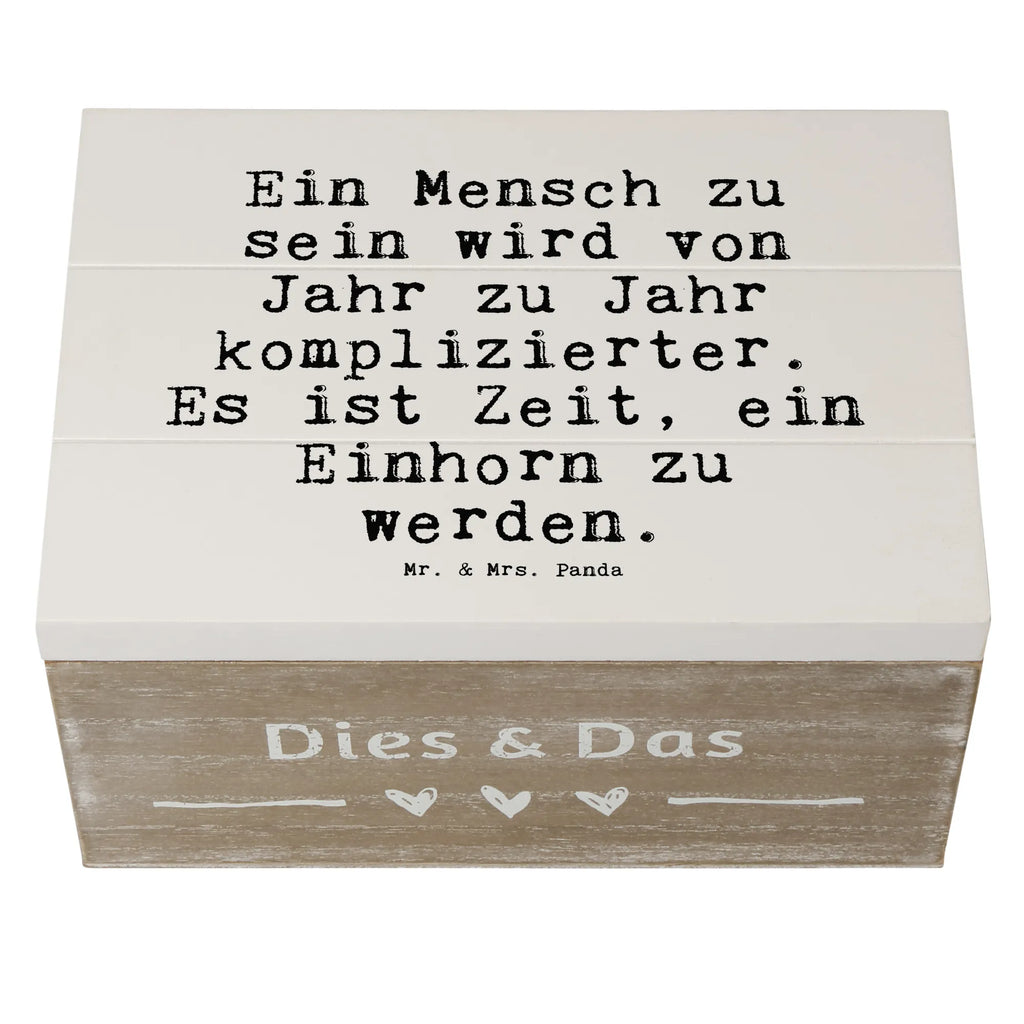 Skrzynia drewniana Ein Mensch zu sein... Holztruhe, truhe holz, Schatulle, box holz, aufbewahrungsboxen, aufbewahrungskiste mit deckel, Holzkiste, Aufbewahrungsbox, holztruhen, Holzboxen, Holz Aufbewahrungsbox, Holzbox mit Deckel, holzschatulle, aufbewahrungstruhe, Aufbewahrungsbox aus Holz, Holzkiste mit Deckel, Aufbewahrungskiste, aufbewahrungskisten, holzkästchen, Holzbox, Aufbewahrungsbox Holz, holzschachtel, Box aus Holz, Holzkisten, kiste holz, Sprüche, Lustige Sprüche, Weisheiten, Zitate, Spruch, Spruch Geschenke, Spruch Sprüche Weisheiten Zitate Lustig Weisheit Worte