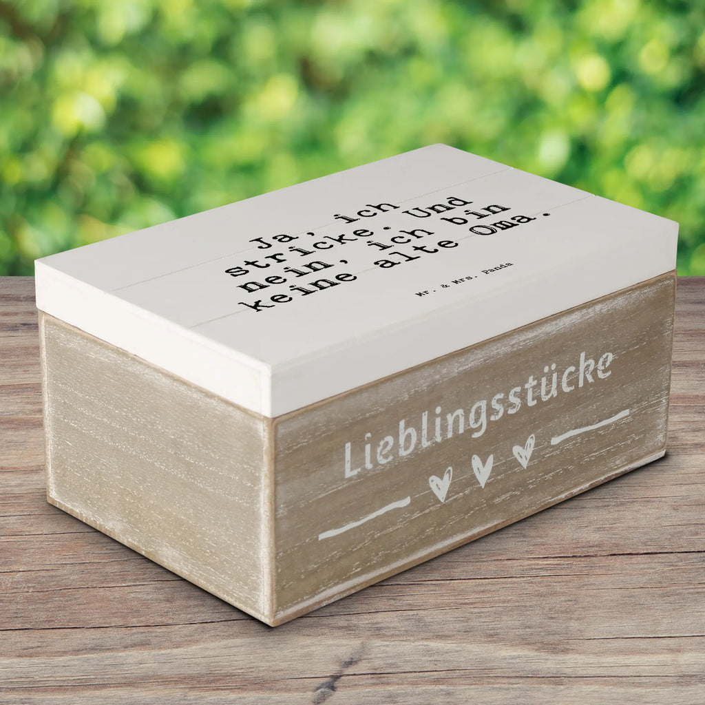 Skrzynia drewniana Ja, ich stricke. Und... Holz Aufbewahrungsbox, aufbewahrungskisten, Schatulle, holztruhen, Aufbewahrungsbox aus Holz, Holztruhe, Holzkiste, Aufbewahrungskiste, Holzkiste mit Deckel, holzkästchen, Holzbox mit Deckel, truhe holz, aufbewahrungstruhe, Holzkisten, kiste holz, box holz, Holzbox, Aufbewahrungsbox, aufbewahrungskiste mit deckel, holzschachtel, Box aus Holz, holzschatulle, Aufbewahrungsbox Holz, Holzboxen, aufbewahrungsboxen, Sprüche, Lustige Sprüche, Weisheiten, Zitate, Spruch, Spruch Geschenke, Spruch Sprüche Weisheiten Zitate Lustig Weisheit Worte