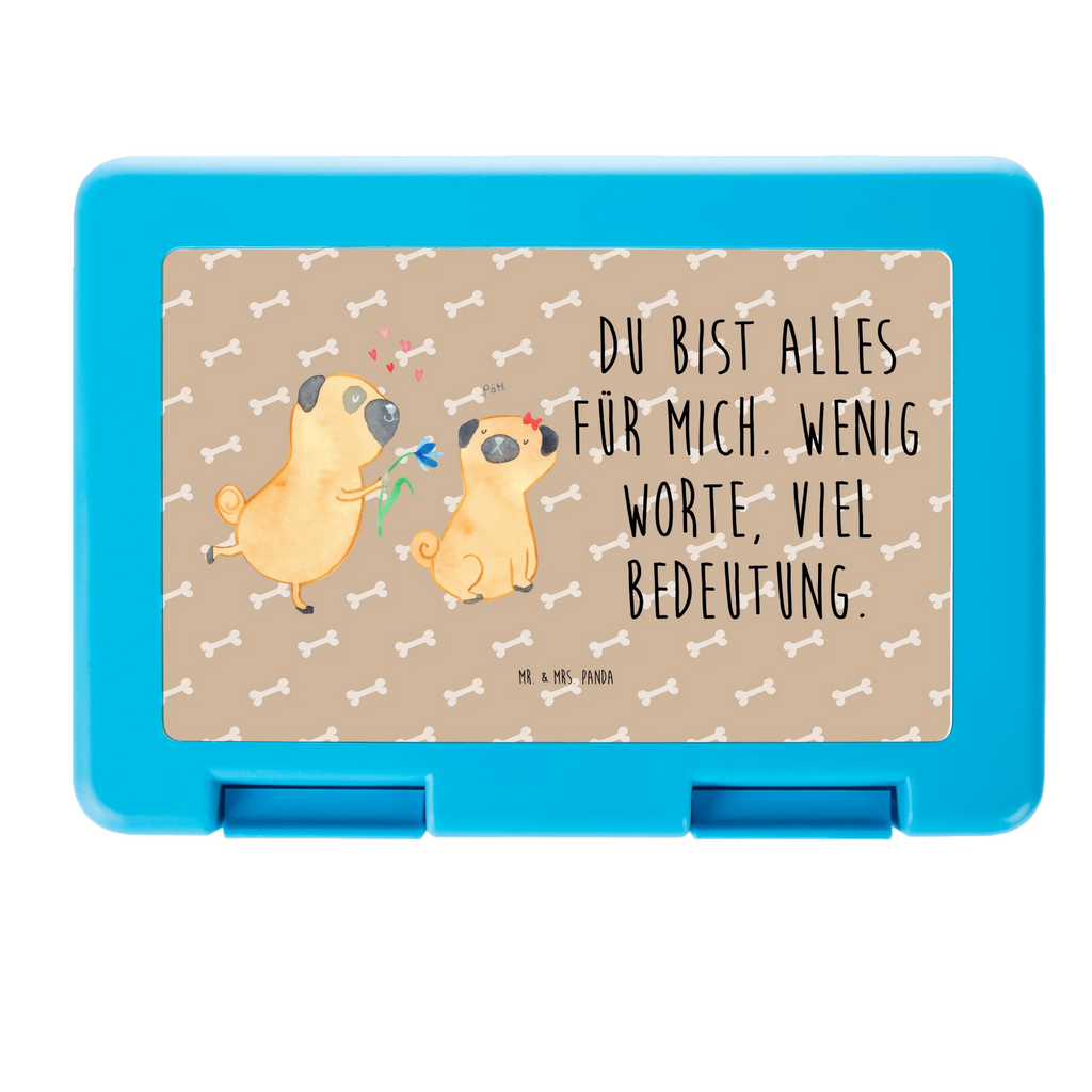 Lunch box pug In love Proviantdose, Essensdose, Schulbrotdose, Vesperbox, Brotbüchse, Picknickdose, Lunchbehälter, Bento Box, Jausenbox, Essensbox, Brotzeitbox, Pausenbrotbox, Jausendose, Brot Aufbewahrungsbox, Brotzeitdose, Snackdose, Brotdose, Lunchbehältnis, Mahlzeitendose, Aufbewahrungsbox essen, Pausenbox, Frühstücksdose, Snackbox, Essensbehälter, Picknickbox, Vesperdose, Aufbewahrungsbox, Frischhaltedose, Brotbehälter, Pausendose, Lebensmittel Aufbewahrungsbox, Butterbrotdose, Brotbox, Frühstücksbox, Sprüche, Hunderasse, Hundebesitzer, Hund, Hundemotiv, Haustier, Tierliebhaber, Hundeliebe, Liebe, Mops, Geschenk Freund, Verliebt, Liebesspruch. Verlobt, Möpse, Partner