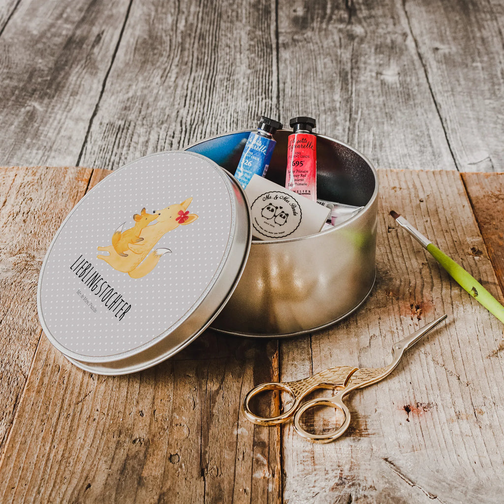 Blechdose rund Fuchs Mama metallboxen, Runde Dose, Dose, Blechdose Rund, blechdosen, dosen, Metallbox, geschenkdosen, Aufbewahrungsdosen, gebäckdosen, Metalldose Rund, runddose, Runde Blechdose, runde keksdosen, keksdosen, runddosen, runde keksdose, gebäckdose, Keksdose, Vorratsdose, Geschenkdose, plätzchendose, Aufbewahrungsdose, Metalldose, Blechdose, runde dosen, plätzchendosen, Aufbewahrungsbox, Vorratsdosen, runde blechdosen, metalldosen, Bruder, Muttertag, Schwester, Familie, Vatertag, Opa, Oma, Papa, Mama, Geschenk, Beste Tochter, Mutter, Tochter, Lieblingstochter