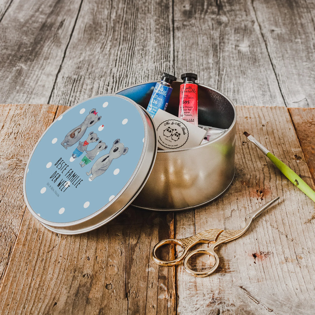 Blechdose rund Koala Familie zwei metalldosen, runddosen, runddose, Blechdose, Keksdose, Geschenkdose, Runde Dose, Aufbewahrungsdose, runde dosen, geschenkdosen, Metallbox, blechdosen, dosen, Blechdose Rund, runde keksdose, plätzchendose, Vorratsdosen, gebäckdose, plätzchendosen, gebäckdosen, Dose, Aufbewahrungsbox, Vorratsdose, Runde Blechdose, Metalldose Rund, runde blechdosen, runde keksdosen, Metalldose, metallboxen, Aufbewahrungsdosen, keksdosen, Opa, Mama, Schwester, Muttertag, Bruder, Familie, Vatertag, Oma, Papa, Familienleben, Koalabär, Koalafamilie, Lieblingsfamilie, Familienzeit, Beste Familie, Koala