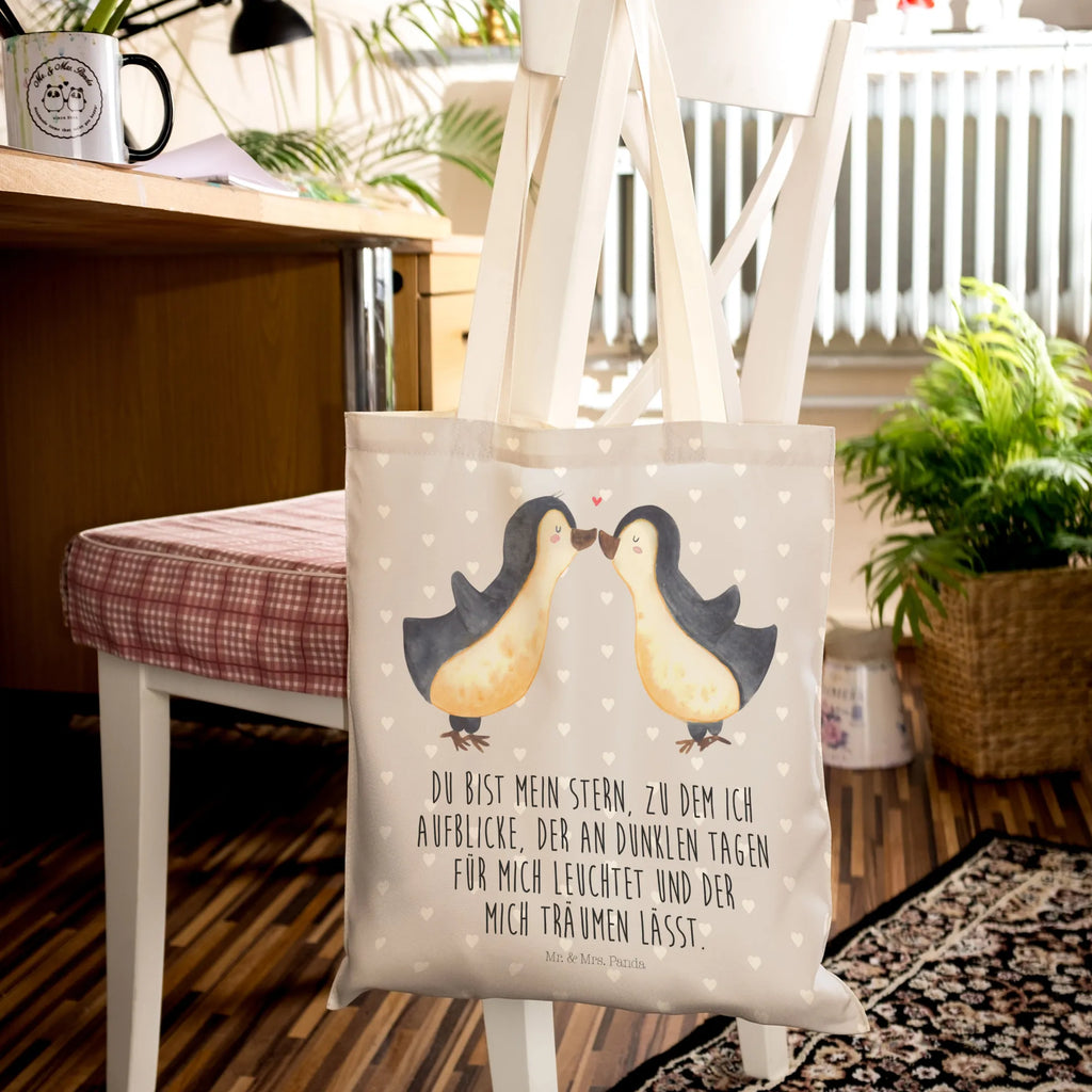 Einkaufstasche Pinguin Liebe Stoffeinkaufstaschen, Einkaufsbeutel, Stoffbeutel, Alltagstasche, Stofftragetasche, taschen shopper, Shopper, Umhängetasche, shopping bag, cityshopper, markttasche, Beutel Tasche, Tüte, stoffshopper, Stofftasche, Schultertasche, Beutel, Freizeittasche, Stofftaschen, Einkaufstasche, Einkaufstaschen, Strandtasche, Tragetaschen, Freundin, Freund, Liebe, Liebesgeschenk, Jahrestag, Verlobung, Partner, Ehemann, Ehefrau, Heiraten, Heiratsantrag, Hocheitstag, Paar, Geschenk Freundin, Liebesbeweis, Hochzeitstag, Pinguine, Pärchen. Liebespaar, Verlobter, Geschenkidee, Love, Pinguin Paar, Verlobte, Pinguin, Hochzeit, Gastgeschenk, Geschenk Freund, Liebesspruch, Pinguinpaar, Pinguin Liebe, Geschenk Hochzeitstag