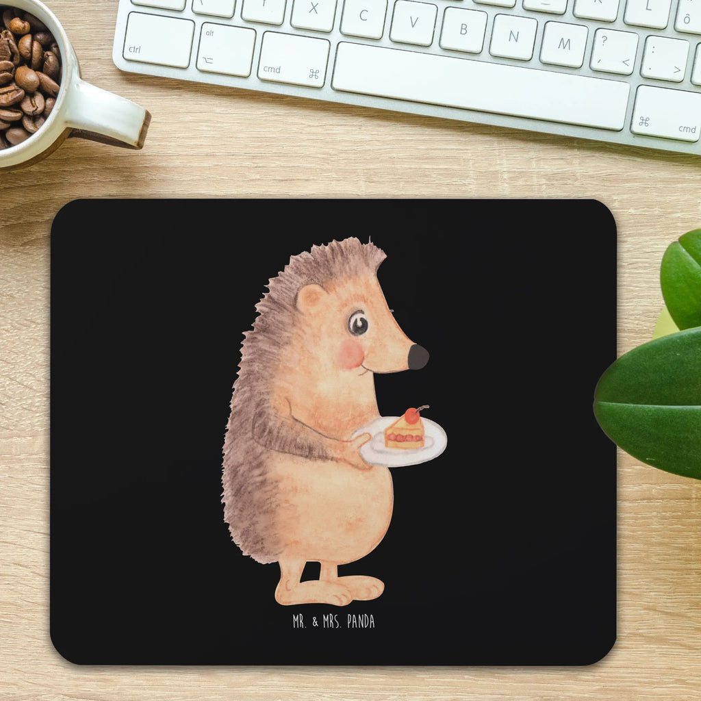 Mouse mat Hedgehog piece of cake Mausunterlage, Mauspad Büro, Arbeitszimmer, Einzigartiges Mauspad, Mousepad, Büroausstattung, Designer Mauspad, Computer zubehör, Mauspad, PC Zubehör, Tiermotive, Gute Laune, lustige Sprüche, Tiere, Backen Geschenk, Torte, Igel, Geburtstagskuchen, Einladung Party, Essen Spruch, Kuchen backen, Kuchen