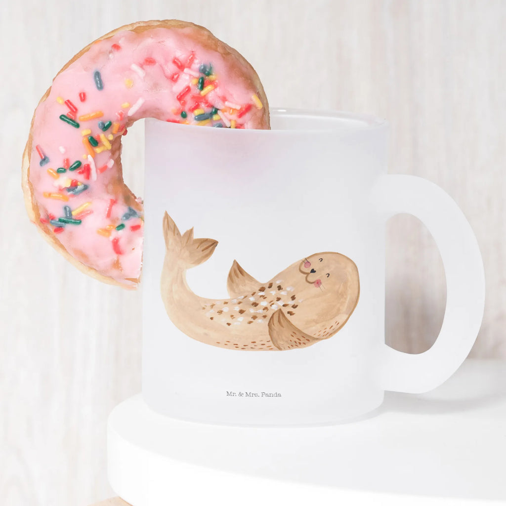 Teetasse Robbe liegend Teetasse Glas, Lustige Teetasse, Teetasse Modern, Teetasse Mit Deckel, Teetasse Für Büro, Kleine Teetasse, Teetasse, Doppelwandige Teetasse, Teetasse Bedruckt, Große Teetasse, Teetasse Skandinavisch, Tasse Für Tee, Tee Tasse, Teetasse Vintage, Teetasse Für Frauen, Teetasse Porzellan, Teetasse Mit Tiermotiv, Design Teetasse, Teetasse Spülmaschinenfest, Teetasse Mit Henkel, Teetasse Mit Motiv, Teetasse Geschenk, Teetasse Keramik, Teetasse Klassisch, Teetasse Für Zuhause, Teetasse Mikrowellengeeignet, Lieblings Teetasse, Teetasse Mit Sieb, Teetasse Mit Spruch, Teetasse Emaille, Teetasse Für Kinder, Teetasse Set, Teetasse Für Männer, Teetasse Nachhaltig, Teetasse Shabby Chic, Teetasse Handgemacht, Tiermotive, Gute Laune, lustige Sprüche, Tiere, Seehund, Robben, Robbe, Nordsee, Lachen, Ostsee, Freude, Meerestier, Strand