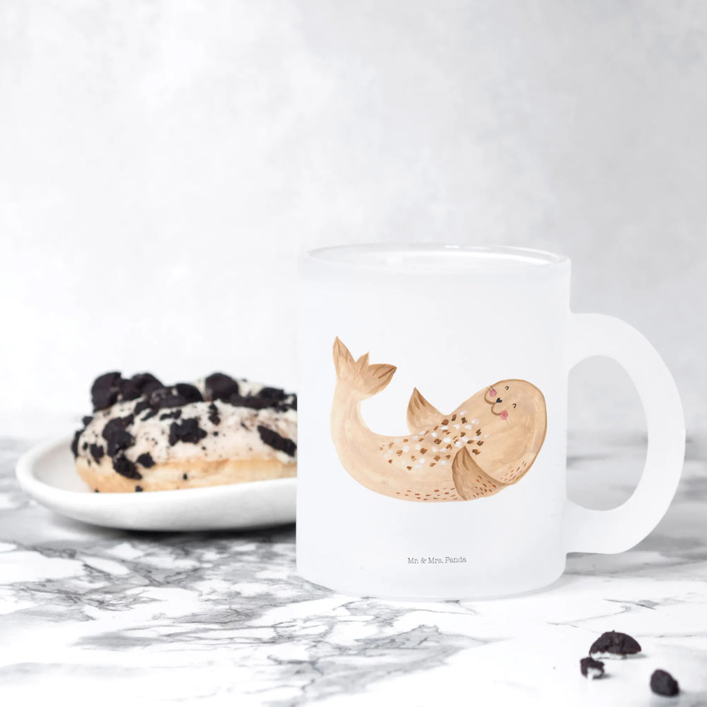 Teetasse Robbe liegend Teetasse Glas, Lustige Teetasse, Teetasse Modern, Teetasse Mit Deckel, Teetasse Für Büro, Kleine Teetasse, Teetasse, Doppelwandige Teetasse, Teetasse Bedruckt, Große Teetasse, Teetasse Skandinavisch, Tasse Für Tee, Tee Tasse, Teetasse Vintage, Teetasse Für Frauen, Teetasse Porzellan, Teetasse Mit Tiermotiv, Design Teetasse, Teetasse Spülmaschinenfest, Teetasse Mit Henkel, Teetasse Mit Motiv, Teetasse Geschenk, Teetasse Keramik, Teetasse Klassisch, Teetasse Für Zuhause, Teetasse Mikrowellengeeignet, Lieblings Teetasse, Teetasse Mit Sieb, Teetasse Mit Spruch, Teetasse Emaille, Teetasse Für Kinder, Teetasse Set, Teetasse Für Männer, Teetasse Nachhaltig, Teetasse Shabby Chic, Teetasse Handgemacht, Tiermotive, Gute Laune, lustige Sprüche, Tiere, Seehund, Robben, Robbe, Nordsee, Lachen, Ostsee, Freude, Meerestier, Strand