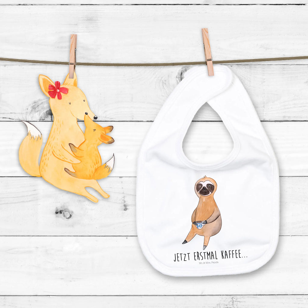 Organic Babylätzchen Faultier Kaffee Babyhalstuch, Babylatz, Babylätzchen Für Beikost, Babylätzchen Design, Babylätzchen Für Jungen, Babymode, Dreieckstuch Baby, Babylätzchen, Babylätzchen Neutral, Baby Latz, Baby Lätzchen Set, Halstuch Für Neugeborene, Sabberlätzchen, Babylätzchen Mit Klettverschluss, Eltern, Babykleidung, Babylätzchen Aus Baumwolle, Kleckerschutz Baby, Neugeborenen Lätzchen, Baby Halstuch, Lätzchen Mit Spruch, Babylätzchen Weich, Babylätzchen Für Kita, Babylätzchen Mit Motiv, Babylätzchen Für Mädchen, Lätzchen Für Babys, Spucktuch Baby, Baby Lätzchen, Lätzchen Baby, Baby Esslätzchen, Kleinkind, Babyparty, Kinderkleidung, Babylätzchen Als Geschenk, Baby Erstausstattung, Esslätzchen Baby, Babyartikel, Babylätzchen Alltagstauglich, Babylätzchen Wasserfest, Babyausstattung, Babylätzchen Mit Druckknopf, Lustiges Babylätzchen, Babylätzchen Bunt, Babylätzchen Bio Baumwolle, Babylätzchen Handgemacht, Babylätzchen Waschbar, Geschenk Zur Geburt, Babyshower, Lätze, Faultier, Faultier Geschenk, Faultier Deko, Kaffee, Kaffeegetränk, Genießer, Erster Kaffee, Lieblingstier, Faultiere, Coffee, Morgenmuffel, faul, Kaffeetasse, Frühaufsteher