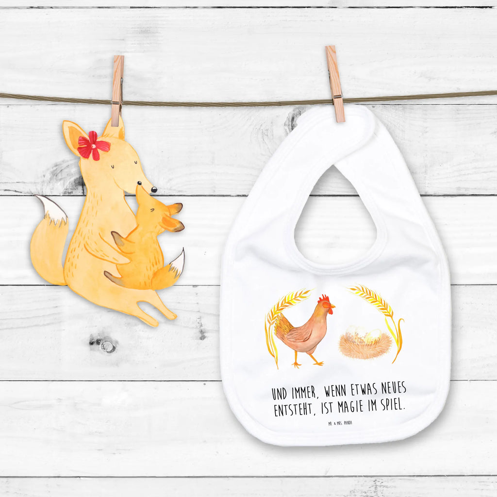 Bib Chicken Proud Halstuch Für Neugeborene, Sabberlätzchen, Dreieckstuch Baby, Babylätzchen, Babylätzchen Als Geschenk, Baby Esslätzchen, Babylätzchen Design, Neugeborenen Lätzchen, Spucktuch Baby, Babylätzchen Mit Klettverschluss, Baby Halstuch, Baby Lätzchen, Babylätzchen Für Jungen, Lustiges Babylätzchen, Baby Lätzchen Set, Lätzchen Baby, Babylätzchen Handgemacht, Babylätzchen Weich, Babylätzchen Für Beikost, Babylätzchen Bunt, Babylätzchen Mit Motiv, Kleckerschutz Baby, Babyhalstuch, Baby Latz, Babylätzchen Für Kita, Babylätzchen Neutral, Babylätzchen Aus Baumwolle, Babylätzchen Wasserfest, Babylätzchen Alltagstauglich, Lätzchen Mit Spruch, Lätzchen Für Babys, Babylätzchen Waschbar, Babylätzchen Mit Druckknopf, Babylätzchen Für Mädchen, Esslätzchen Baby, Babylätzchen Bio Baumwolle, Bauernhof, Hoftiere, Landwirt, Landwirtin, Magie, Hof, Henne, Hühner, Schwangerschaft, Motivation, Hahn, Spruch, Landleben, Eier, Geburt