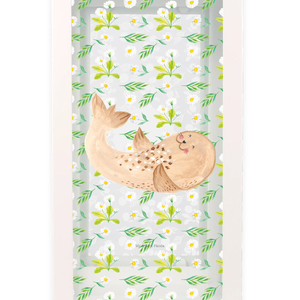 Deko Laterne Robbe liegend Dekolaterne, Laterne Mit Muster, Laterne Maritim, Laterne Mit Spiegelglas, Laterne Spülmaschinenfest (Glas), Laterne Pastellfarben, Laterne Mit Sternenmuster, Laterne Beleuchtet, Laterne Mit Griff, Laterne Wind- und Wetterfest, Laterne Rustikal, Tischlaterne, Holzlaterne, Outdoor-Laterne, Laterne Deko, LED-Laterne, Hängelaterne Deko, Laterne Orientalisch, Laterne Minimalistisch, Laterne Mit Blumenmotiv, Windlichtlaterne, Lichterkettenlaterne, Deko Laterne, Laterne Zum Stellen, Laternenwindlicht, Terrasse-Laterne, Metalllaterne, Teelichthalter Laterne, Laterne Zum Hängen, Laterne Klein, Laterne Shabby Chic, Laterne Klassisch, Laterne XXL, Laterne Romantisch, Laternenlicht, Innenraum-Laterne, Glaslaterne, Laterne Skandinavisch, Laterne Vintage, Laterne Mit Motiv, Laterne Landhausstil, Laternen-Set, Lichterlaterne, Laterne Modern, Gartenlaterne, Kerzenlaterne, Laterne Weiß, Tiermotive, Gute Laune, lustige Sprüche, Tiere, Meerestier, Ostsee, Nordsee, Strand, Robbe, Seehund, Lachen, Robben, Freude