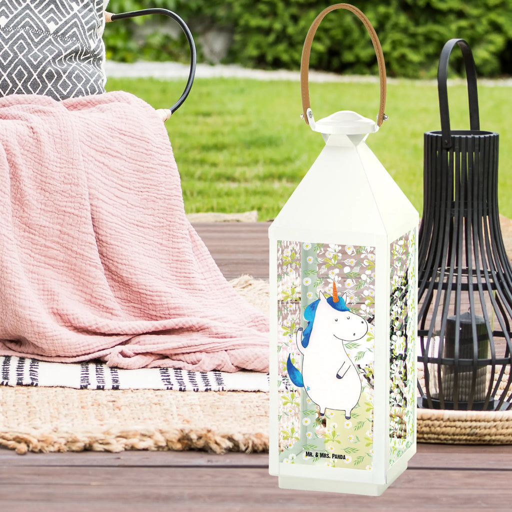 Deko Laterne Einhorn Mann Windlicht, Laterne Pastellfarben, Terrasse-Laterne, Hängelaterne Deko, Laterne Zum Hängen, Laterne Weiß, Laterne Rustikal, Laterne Wind- und Wetterfest, Laterne XXL, Laternenlicht, Laterne Vintage, Metall Laterne, Laterne Shabby Chic, Laterne Mit Griff, Laterne Zum Stellen, Holzlaterne, Hängeleuchte, Lichterkettenlaterne, Laterne Landhausstil, Laternen-Set, Tischlaterne, Laterne Mit Motiv, Teelichthalter Laterne, Laterne Klein, Lichterlaterne, Dekolaterne, Laterne Mit Muster, Laterne Modern, Laternenwindlicht, Laterne Mit Blumenmotiv, LED-Laterne, Windlichtlaterne, Laterne Mit Sternenmuster, Laterne Deko, Laterne Minimalistisch, Laterne Orientalisch, Laterne Beleuchtet, Laterne Spülmaschinenfest (Glas), Metalllaterne, Glaslaterne, Laterne Skandinavisch, Laterne Mit Spiegelglas, Leuchten, Laterne Maritim, Innenraum-Laterne, Kerzenlaterne, Outdoor-Laterne, Laterne Klassisch, Deko Laterne, Laterne Romantisch, Einhorn, Einhörner, Einhorn Deko, Unicorn, Party, Familie, Hübsch, Mann, BFF, Cool, Beste, Freundin, Bester Freund