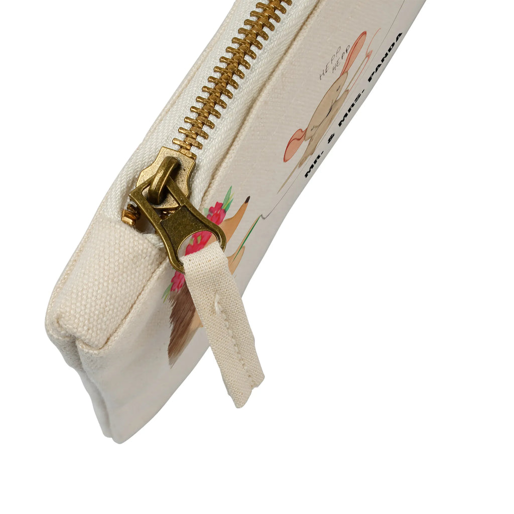 Make-up bag Hedgehog skipping Kosmetikbeutel, Stiftemäppchen, Kulturtasche, Schminktäschchen, Kulturbeutel, Waschtasche, aufbewahrungsbeutel, beauty tasche, Schminktasche, toiletry bag, beauty case, kosmetiktäschchen, Schlampermäppchen, aufbewahrungstasche, Mäppchen, pencil case, Schminkbeutel, Kosmetiktasche, Etui, utensilientasche, Waschbeutel, Federmappe, pinsel tasche, Tiermotive, Tiere, Lustige Sprüche, Gute Laune, Kinder, Seilhüpfen, Maus, Seilspringen, Igel, Kindergarten