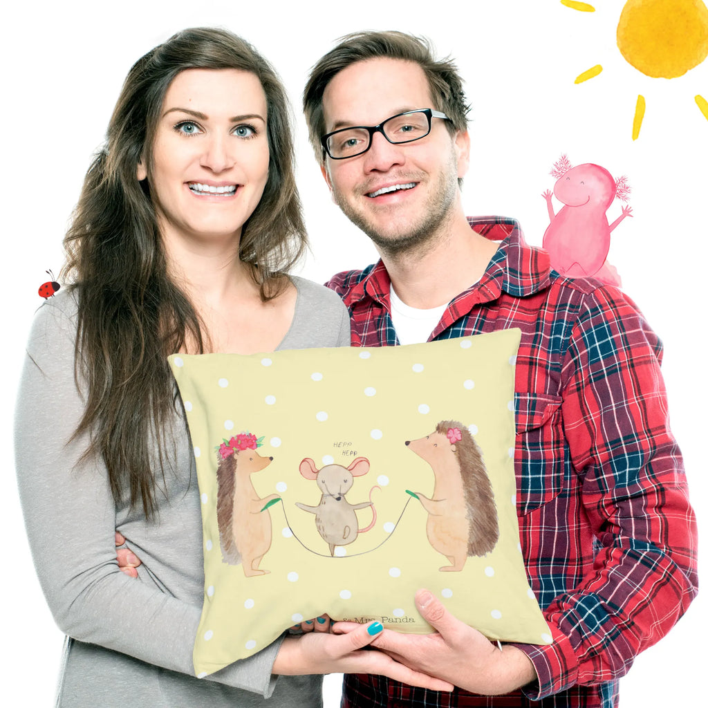 40x40 Kissen Igel Seilhüpfen Polsterkissen, kissen für sofa, kissen für couch, Zierkissen, microfaser zierkissen, microfaser kopfkissen, Sofakissen, Kopfkissen, microfaser sofakissen, Kopfkissen 40x40, kissen 40 x 40, 40x40 kissen, Mikrofaser Kissen, Dekokissen 40x40, Sofakissen 40x40, Kissen, kuschelkissen 40x40, Kissen 40x40, couchkissen 40x40, 40 X 40 Kissen, Motivkissen, sofa kissen, deko kissen, zierkissen 40x40, couch kissen, microfaser dekokissen, zier kissen, Dekokissen Sofa, kissen mikrofaser, wohnzimmer kissen, Kuschelkissen, kuschel kissen, wurfkissen, Couchkissen, Dekokissen, Lustige Sprüche, Tiere, Tiermotive, Gute Laune, Seilspringen, Maus, Kinder, Igel, Kindergarten, Seilhüpfen