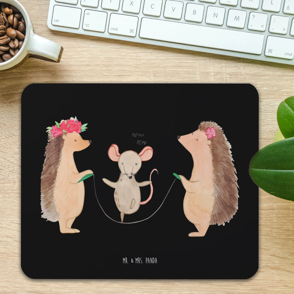 Mauspad Igel Seilhüpfen Mousepad, pc mauspad, mauspad pc, notebook mauspad, computermatte, mausteppich, pc mousepad, computer mousepad, Mauspad, computer mauspad, laptop mousepad, pc mausunterlage, Mausunterlage, laptop mauspad, mousematte, mauspad laptop, Mausmatte, Tiere, Tiermotive, Lustige Sprüche, Gute Laune, Igel, Maus, Kindergarten, Kinder, Seilhüpfen, Seilspringen