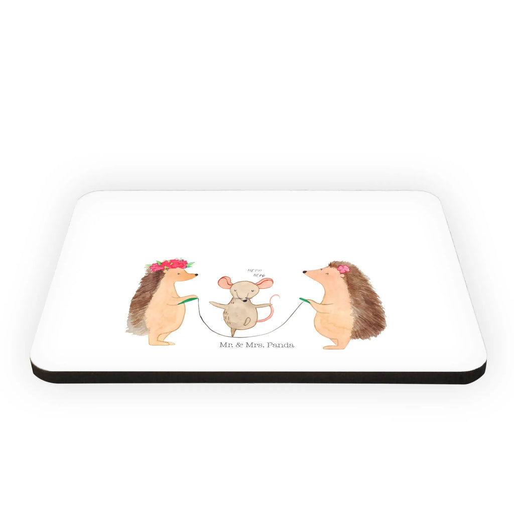 Magnet Igel Seilhüpfen haftmagnet, einkaufszettelmagnet, whiteboardmagnet, tafelmagnet, wandmagnet, Pinnwandmagnet, magnet, designmagnet, holzmagnet, mdf magnet, zettelhalter, Kühlschrankmagnet, spruchmagnet, bildmagnet, Notizhalter, holz kühlschrankmagnet, holz whiteboardmagnet, memomagnet, rechteckmagnet, büromagnet, küchenmagnet, Dekomagnet, notizmagnet, Fridge Magnet, Tiere, Tiermotive, Gute Laune, Lustige Sprüche, Kinder, Maus, Kindergarten, Seilspringen, Seilhüpfen, Igel