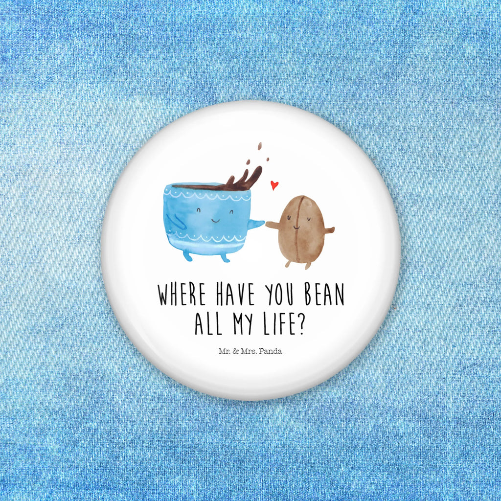 Button Kaffee Bohne Button-Sonderedition 50 mm, Button-Edition 50 mm, Button-Kollektion 50 mm, Sammlerbutton 50 mm, Button-Motiv 50 mm, Button-Presse 50 mm, Button-Druck 50 mm, Button 50 mm, Button-Button 50 mm, Vereinsbutton 50 mm, Button Abzeichen 50 mm, Runde Buttons 50 mm, Button-Design 50 mm, Button-Set 50 mm, Button-Anstecker 50 mm, Button-Badge 50 mm, Marketingbutton 50 mm, Pin 50 mm, Ansteckbutton 50 mm, Werbebutton 50 mm, Pin-Button 50 mm, Button-Pin 50 mm, Button-Sujet 50 mm, Button-Emblem 50 mm, Festivalbutton 50 mm, Button-Lieferung 50 mm, Button-Logo 50 mm, Badge 50 mm, Eventbutton 50 mm, Tiermotive, Gute Laune, lustige Sprüche, Tiere, Genuss, Glück, Kaffeebohne, Kaffee, Zufriedenheit