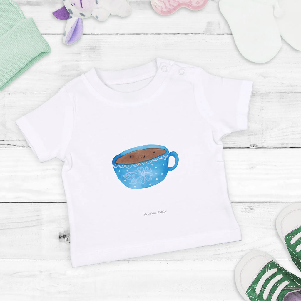 Organic Baby Shirt Kaffee Tasse Baby T-Shirt, Baby Shirt Mit Spruch, Baby Kurzarmshirt, Baby Shirt Neutral, Baby Pullover, Baby Shirt Junge, Baby Shirt Klassisch, Baby Bio Shirt, Süßes Baby Shirt, Baby Shirt Alltag, Baby Shirt Weiß, Baby Langarmshirt, Baby Shirt Zur Geburt, Baby Shirt Mit Motiv, Baby Shirt Geschenk, Baby Shirt Erstausstattung, Baby Shirt Unisex, Baby Baumwollshirt, Baby Hemd, Baby Jerseyshirt, Baby Oberteil, Baby Shirt Bunt, Baby Shirt, Baby Shirt Grau, Baby Shirt Modern, Baby Shirt Pastell, Lustiges Baby Shirt, Baby Shirt Mädchen, Baby Shirt Mit Aufdruck, Baby Shirt Gestreift, Baby Top, Baby Sweatshirt, Gute Laune, Tiermotive, Tiere, Lustige Sprüche, Tasse, Kaffee, Genuss, Glücklich, Liebe, Geschmack