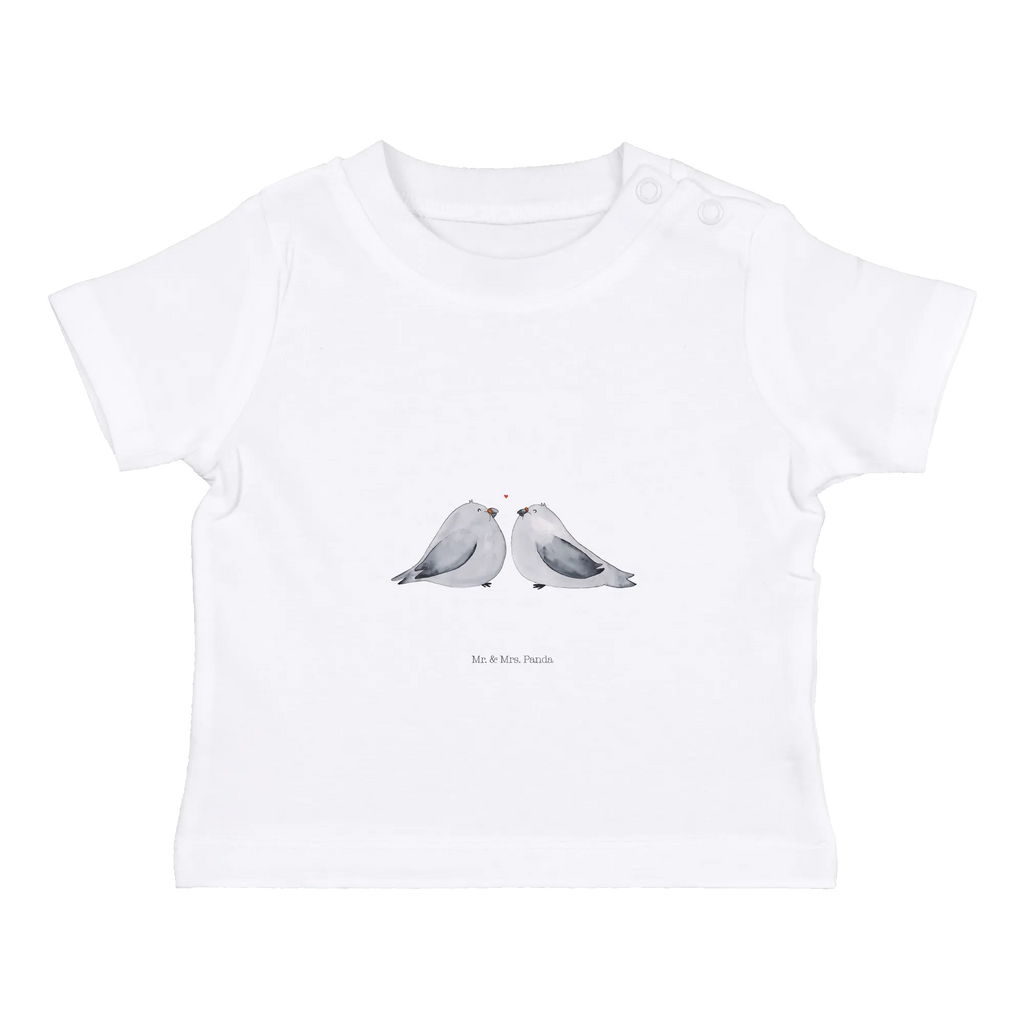 Organic Baby Shirt Turtledoves in love Baby Shirt Klassisch, Lustiges Baby Shirt, Baby Baumwollshirt, Baby Shirt Mit Aufdruck, Baby Bio Shirt, Süßes Baby Shirt, Baby T-Shirt, Baby Shirt Mit Spruch, Baby Shirt, Baby Hemd, Baby Shirt Grau, Baby Shirt Geschenk, Baby Jerseyshirt, Baby Top, Baby Shirt Gestreift, Baby Shirt Modern, Baby Shirt Mädchen, Baby Langarmshirt, Baby Sweatshirt, Baby Shirt Pastell, Baby Shirt Weiß, Baby Shirt Junge, Baby Shirt Unisex, Baby Shirt Bunt, Baby Shirt Zur Geburt, Baby Shirt Alltag, Baby Shirt Mit Motiv, Baby Shirt Erstausstattung, Baby Shirt Neutral, Baby Oberteil, Baby Kurzarmshirt, Baby Pullover, Heiratsantrag, Partner, Hocheitstag, Ehemann, Liebe, Ehefrau, Jahrestag, Freund, Liebesgeschenk, Verlobung, Freundin, Heiraten, Verlobt, Geschenk Hochzeit, Tauben, Turteltauben, Geschenk Freund, Verliebt, Geschenk Freundin, Verheiratet, Turteltäubchen, Hochzeitstag, Liebesbeweis