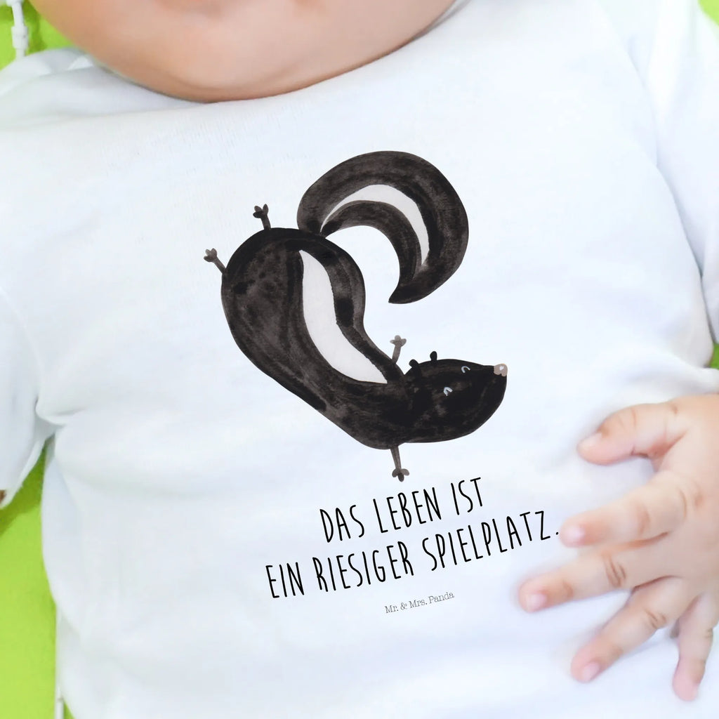 Organic Baby Shirt Stinktier Handstand Baby Shirt, Baby Shirt Gestreift, Baby T-Shirt, Süßes Baby Shirt, Baby Shirt Modern, Baby Oberteil, Baby Shirt Alltag, Baby Langarmshirt, Lustiges Baby Shirt, Baby Jerseyshirt, Baby Shirt Pastell, Baby Hemd, Baby Shirt Klassisch, Baby Shirt Weiß, Baby Shirt Bunt, Baby Shirt Mit Motiv, Baby Shirt Mädchen, Baby Bio Shirt, Baby Shirt Grau, Baby Shirt Mit Aufdruck, Baby Shirt Erstausstattung, Baby Sweatshirt, Baby Top, Baby Pullover, Baby Shirt Junge, Baby Baumwollshirt, Baby Kurzarmshirt, Baby Shirt Unisex, Baby Shirt Geschenk, Baby Shirt Zur Geburt, Baby Shirt Neutral, Baby Shirt Mit Spruch, Skunk, Stinktier, Stinki, Kind, Stinker, Raubtier, Verpielt, Wildtier, Spielplatz