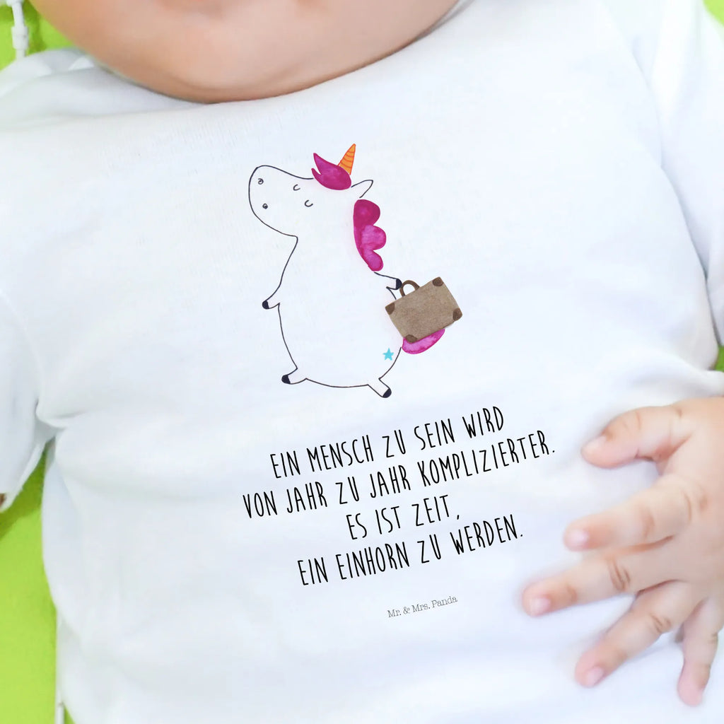 Organic Baby Shirt unicorn Suitcase Baby Baumwollshirt, Baby Shirt, Baby Langarmshirt, Baby T-Shirt, Baby Shirt Alltag, Baby Shirt Zur Geburt, Süßes Baby Shirt, Baby Shirt Geschenk, Baby Shirt Grau, Baby Oberteil, Baby Shirt Mit Motiv, Baby Bio Shirt, Baby Shirt Junge, Baby Pullover, Baby Shirt Mit Aufdruck, Baby Top, Baby Shirt Neutral, Baby Shirt Klassisch, Baby Shirt Mädchen, Baby Shirt Gestreift, Baby Shirt Erstausstattung, Baby Kurzarmshirt, Baby Shirt Weiß, Baby Shirt Pastell, Baby Sweatshirt, Baby Jerseyshirt, Baby Shirt Unisex, Baby Shirt Bunt, Baby Hemd, Baby Shirt Mit Spruch, Lustiges Baby Shirt, Baby Shirt Modern, Einhorn Deko, Einhörner, Einhorn, Unicorn, Abenteuer, Erwachsen, Kind, Witzig, Spaß, Gepäck, Reise, Verreisen, Lustig, Albern, Koffer