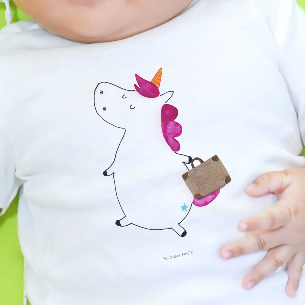 Organic Baby Shirt unicorn Suitcase Baby Baumwollshirt, Baby Shirt, Baby Langarmshirt, Baby T-Shirt, Baby Shirt Alltag, Baby Shirt Zur Geburt, Süßes Baby Shirt, Baby Shirt Geschenk, Baby Shirt Grau, Baby Oberteil, Baby Shirt Mit Motiv, Baby Bio Shirt, Baby Shirt Junge, Baby Pullover, Baby Shirt Mit Aufdruck, Baby Top, Baby Shirt Neutral, Baby Shirt Klassisch, Baby Shirt Mädchen, Baby Shirt Gestreift, Baby Shirt Erstausstattung, Baby Kurzarmshirt, Baby Shirt Weiß, Baby Shirt Pastell, Baby Sweatshirt, Baby Jerseyshirt, Baby Shirt Unisex, Baby Shirt Bunt, Baby Hemd, Baby Shirt Mit Spruch, Lustiges Baby Shirt, Baby Shirt Modern, Einhorn Deko, Einhörner, Einhorn, Unicorn, Abenteuer, Erwachsen, Kind, Witzig, Spaß, Gepäck, Reise, Verreisen, Lustig, Albern, Koffer