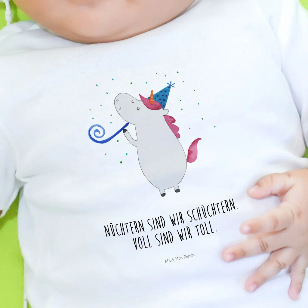 Organic Baby Shirt Einhorn Party Baby Shirt Modern, Baby Shirt Mit Aufdruck, Baby Hemd, Baby Shirt Neutral, Baby Shirt Grau, Baby Shirt Erstausstattung, Baby Shirt Junge, Baby Shirt Gestreift, Baby Shirt Weiß, Süßes Baby Shirt, Baby Shirt Bunt, Baby Shirt Unisex, Baby Kurzarmshirt, Baby Shirt Klassisch, Lustiges Baby Shirt, Baby T-Shirt, Baby Oberteil, Baby Baumwollshirt, Baby Shirt Mit Spruch, Baby Shirt Alltag, Baby Shirt Mädchen, Baby Shirt Mit Motiv, Baby Jerseyshirt, Baby Shirt Zur Geburt, Baby Pullover, Baby Shirt Geschenk, Baby Sweatshirt, Baby Shirt Pastell, Baby Langarmshirt, Baby Bio Shirt, Baby Shirt, Baby Top, Einhorn Deko, Einhörner, Einhorn, Unicorn, Party, Konfetti, Glitzer, Alkohol, Disco, Club, Fest, Geburtstag, Feier
