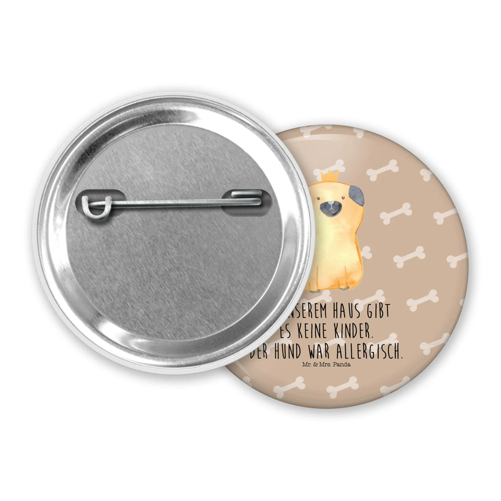 Button Mops Krone Button-Set 50 mm, Button-Button 50 mm, Marketingbutton 50 mm, Runde Buttons 50 mm, Button-Edition 50 mm, Button-Sonderedition 50 mm, Button-Badge 50 mm, Button-Logo 50 mm, Button-Design 50 mm, Button-Druck 50 mm, Werbebutton 50 mm, Button-Anstecker 50 mm, Button 50 mm, Ansteckbutton 50 mm, Eventbutton 50 mm, Button-Kollektion 50 mm, Festivalbutton 50 mm, Sammlerbutton 50 mm, Button-Motiv 50 mm, Button-Lieferung 50 mm, Pin-Button 50 mm, Vereinsbutton 50 mm, Pin 50 mm, Button-Sujet 50 mm, Button-Emblem 50 mm, Button-Pin 50 mm, Button Abzeichen 50 mm, Badge 50 mm, Button-Presse 50 mm, Hund, Hundemotiv, Haustier, Hunderasse, Tierliebhaber, Hundebesitzer, Sprüche, allergisch, Hausregel, lustig, Hundebesitzer. Spruch, Mops, kinderlos